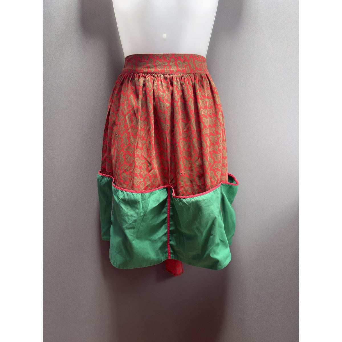 Red Green Paisley Half Apron Waist Tie Large Pockets Christmas Holiday Kitchen