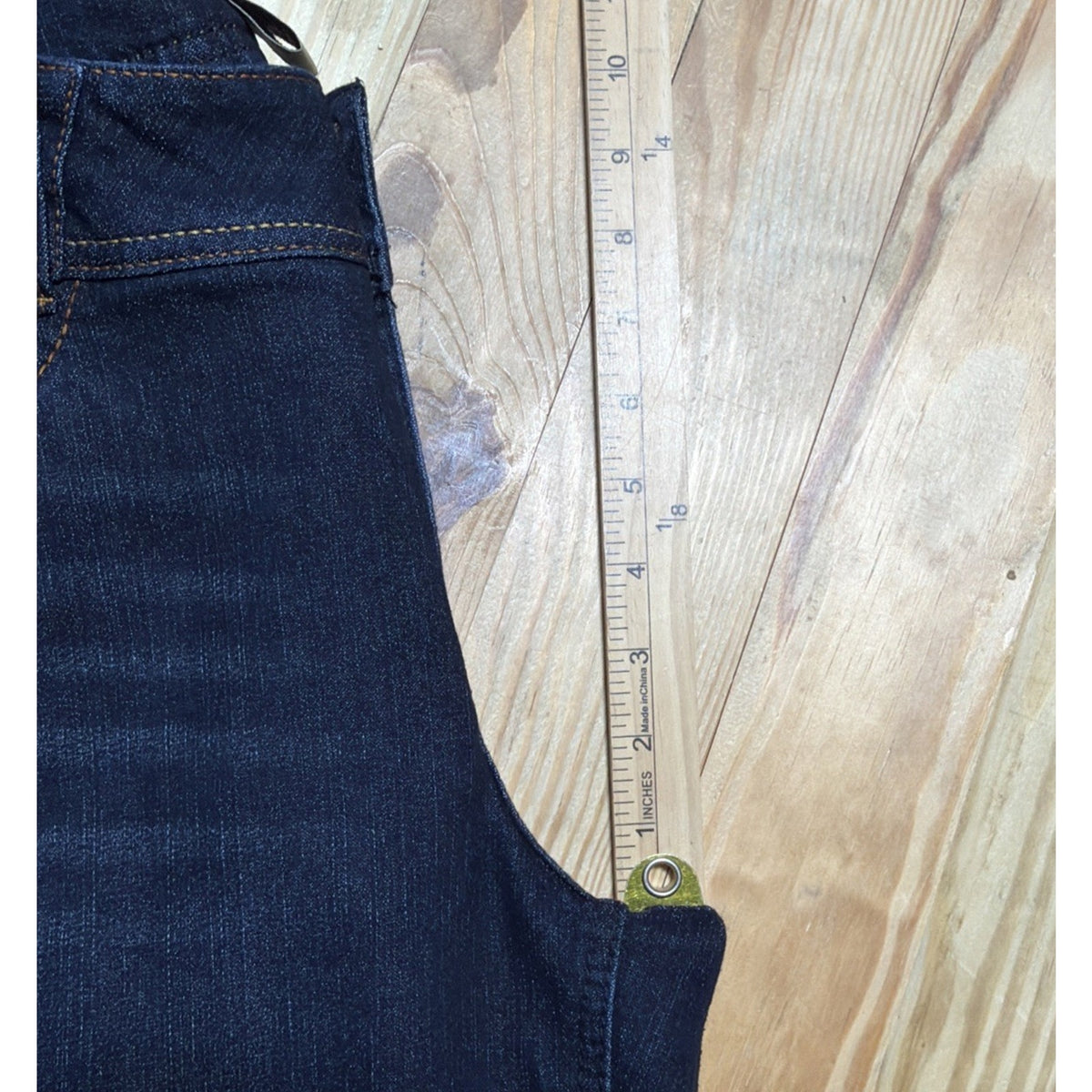 Democracy Rebel Itty Bitty Boot Jeans Women’s 18 Dark Wash Stretch Bootcut