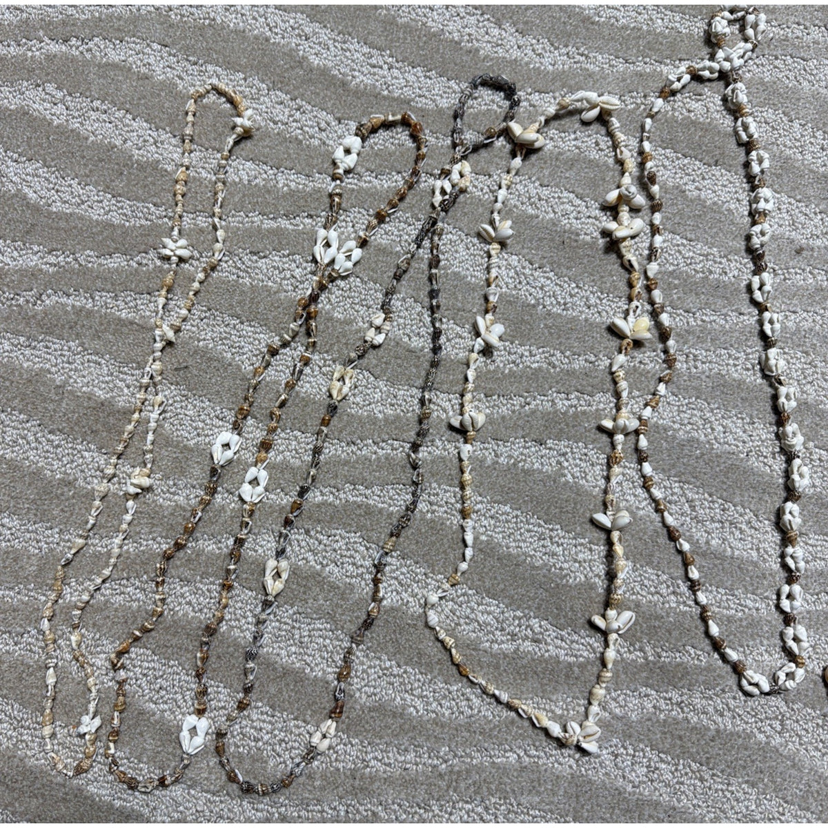 VINTAGE 10 Cowrie Sea Shell & Snail Long LEI NECKLACE Hawaii Luau Surf