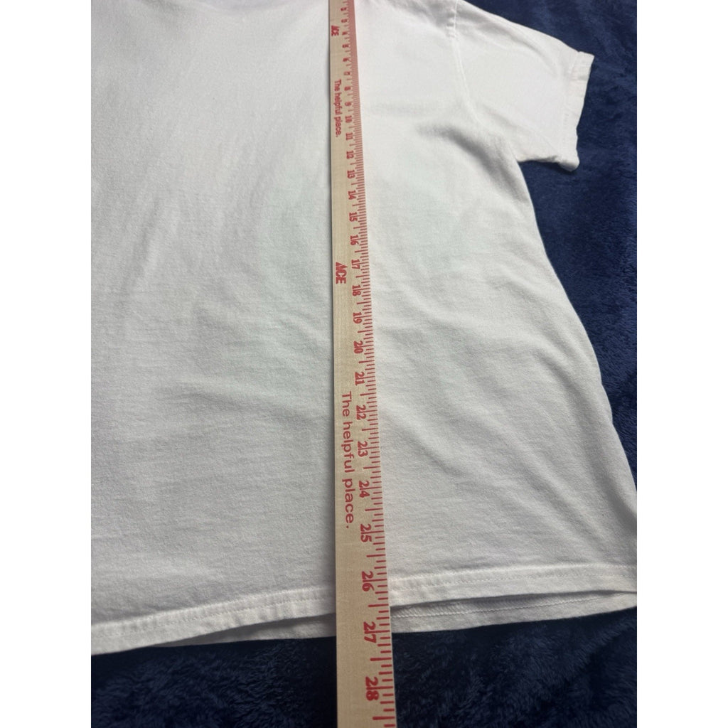 Memphis Grizzlies Mens Measures Size XL White Majestic T-Shirt Missing tag