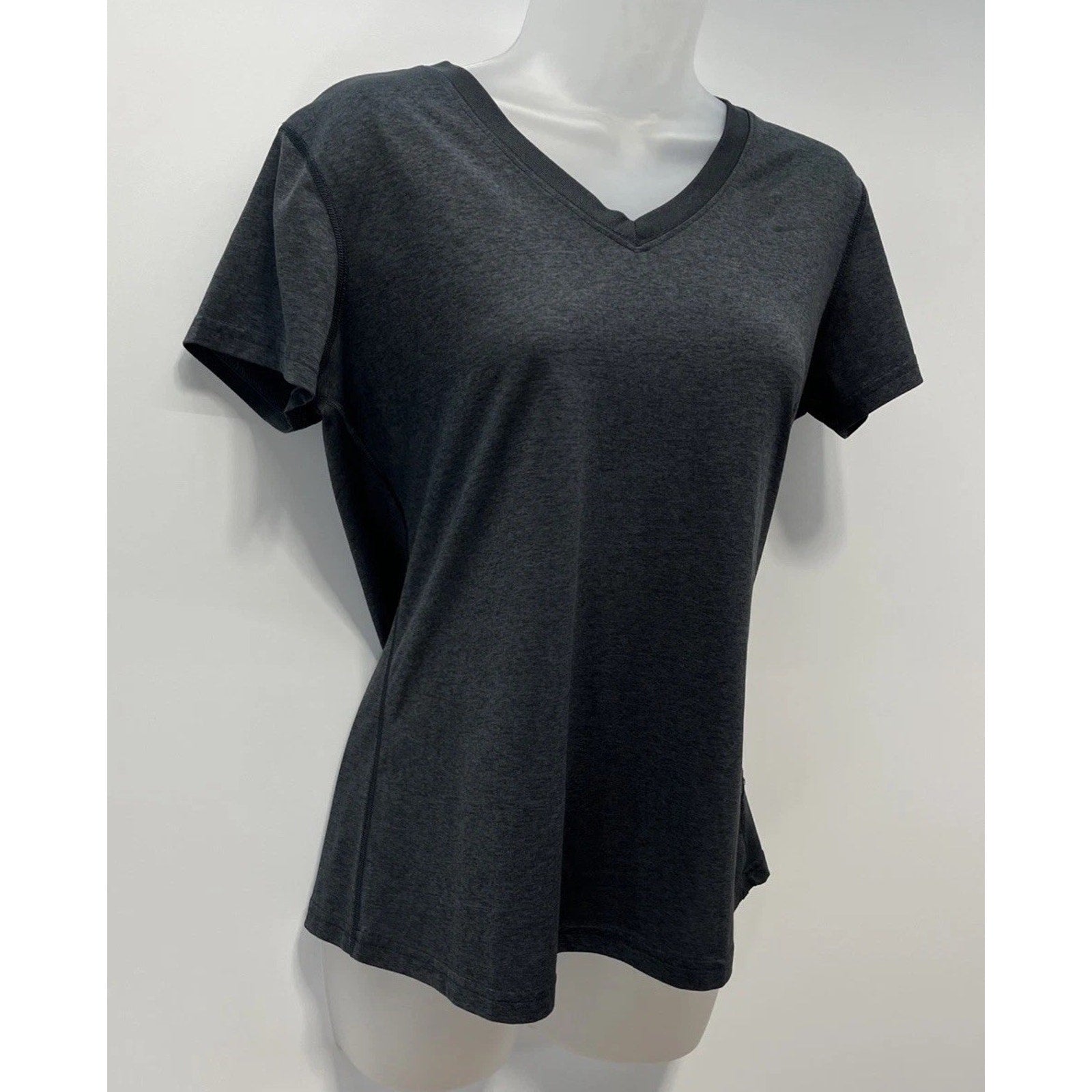Nike Dri-FIT V-Neck T-Shirt / M/ Dark Grey / Short-Sleeve / Regular Fit
