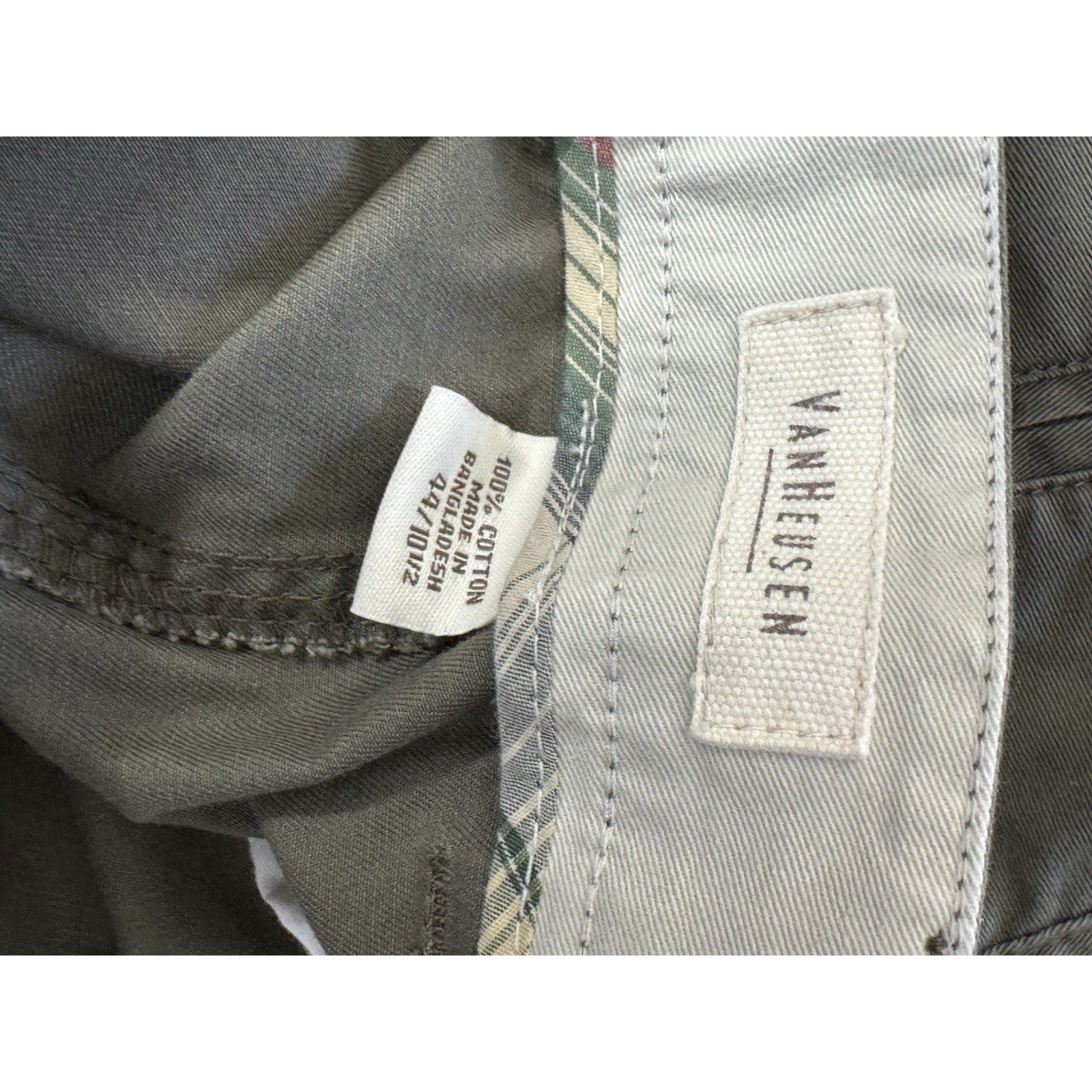 Van Heusen Green Cotton Man's Solid Dress Shorts Flat Front 44”X 10.5" Men's L6