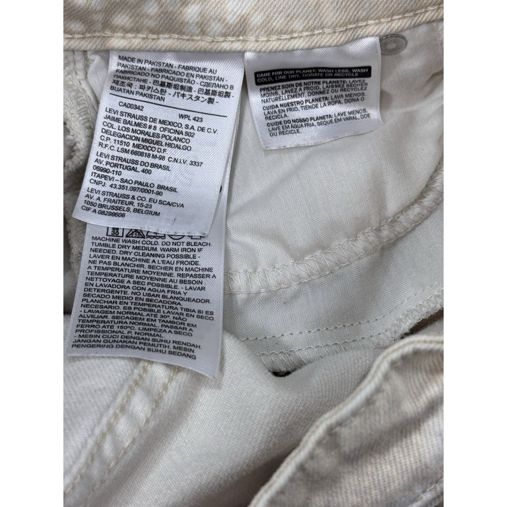 Levi's Size 6M Women’s Legging Jeans Inseam 28” Printed Cream and White