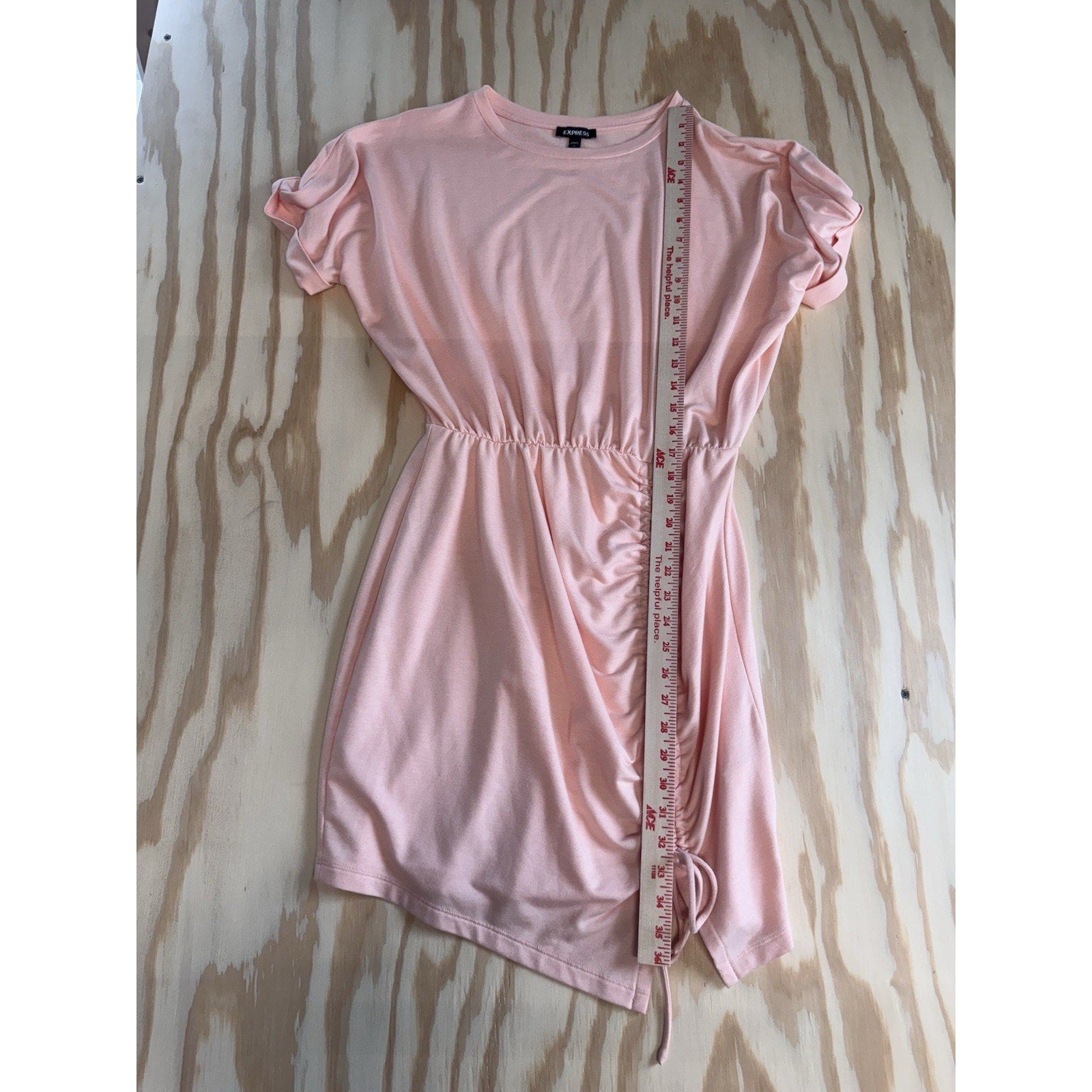 EXPRESS Medium Peach Ruched Mini Dress Elastic Waist Casual Stretch Vacation