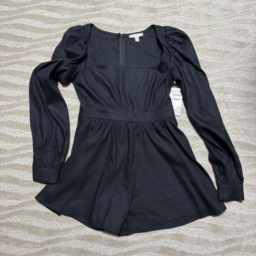 Chelsea 28 Nordstrom womens black Linen Puff shoulder Romper size M NWT Stretch