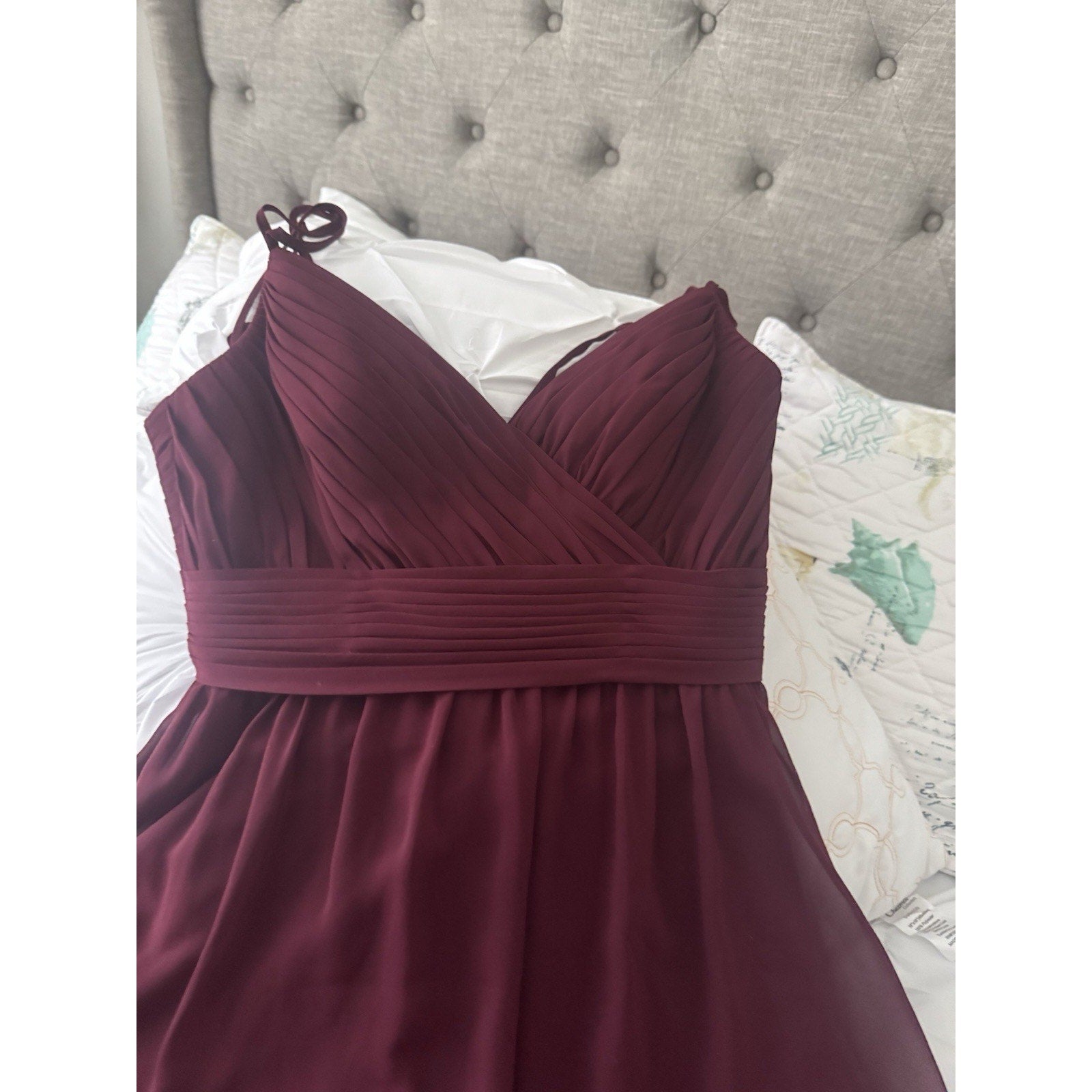 Sorella Vita Bridesmaid Dress Womens 14 Burgundy Chiffon Pleated V Neck Formal