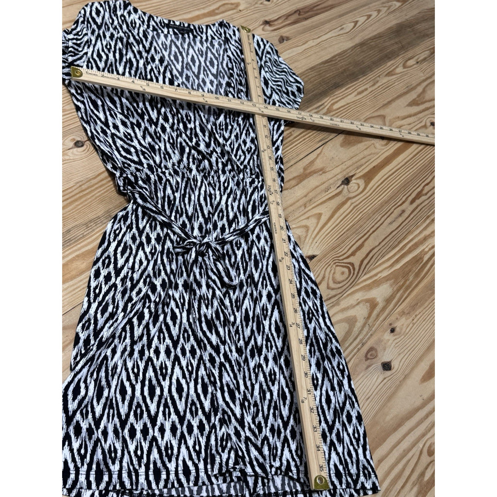 Banana Republic Women's M Black & White Geometric Short Sleeve Sheath Dress