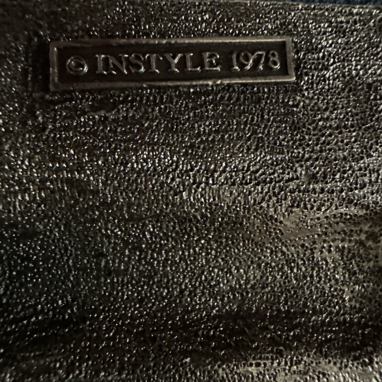 BI PLANE Vintage Gold Toned Brass BELT BUCKLE. Instyle 1978 embossed 3D n. 1233