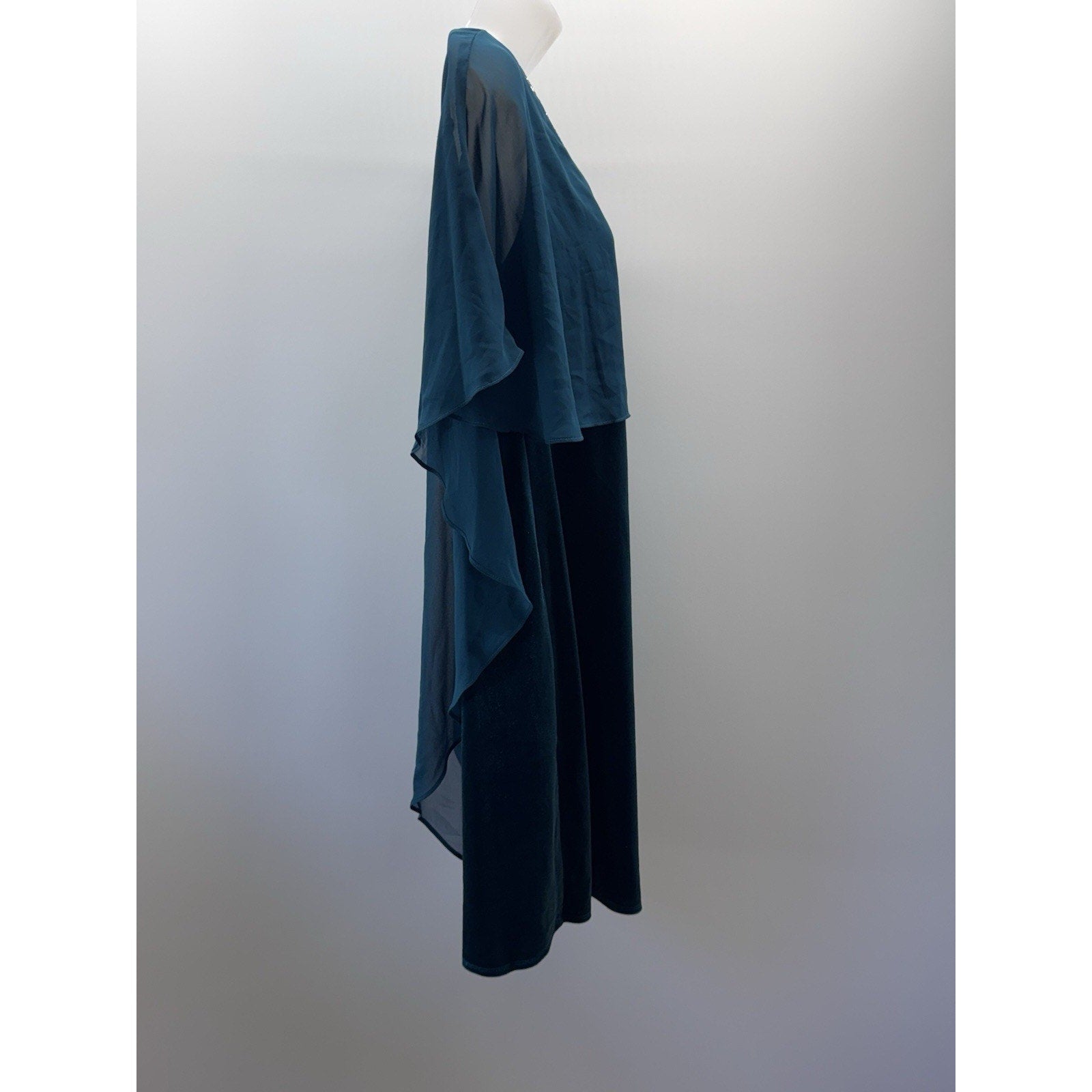 Glamour Nights Green Chiffon Velour Overlay Dress Beaded Neckline Women 10P NWT