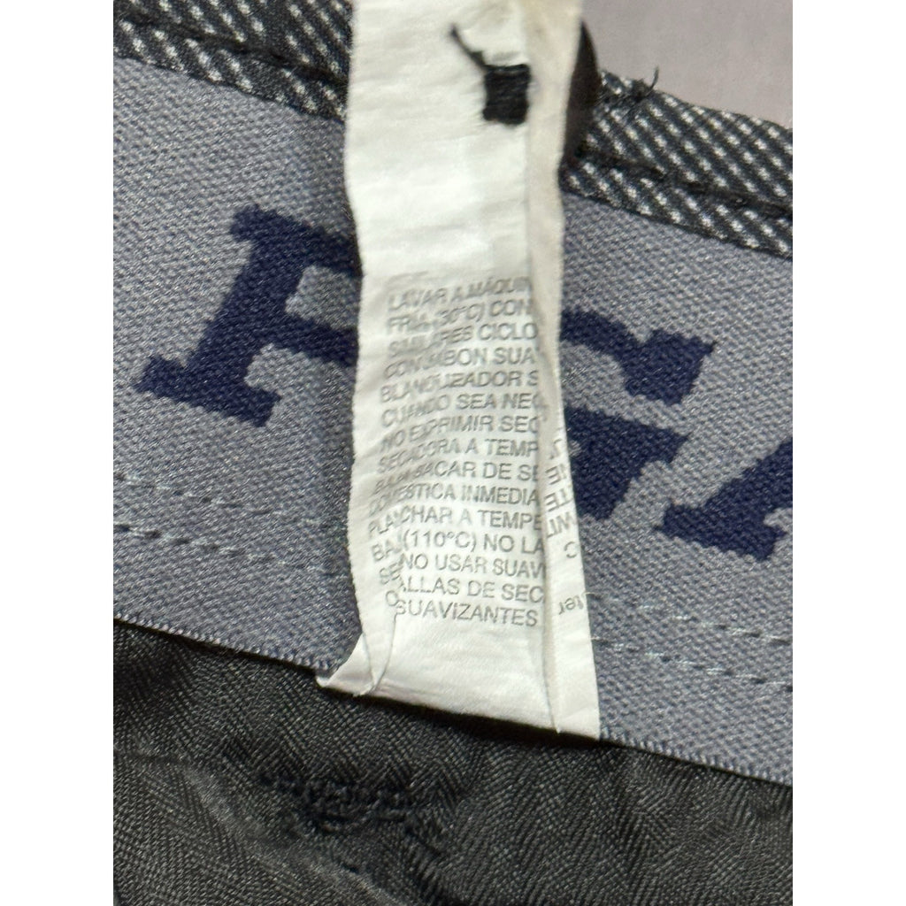 PGA Tour Shorts with Media Pocket in Gray Check Size 36 Golf Leisure