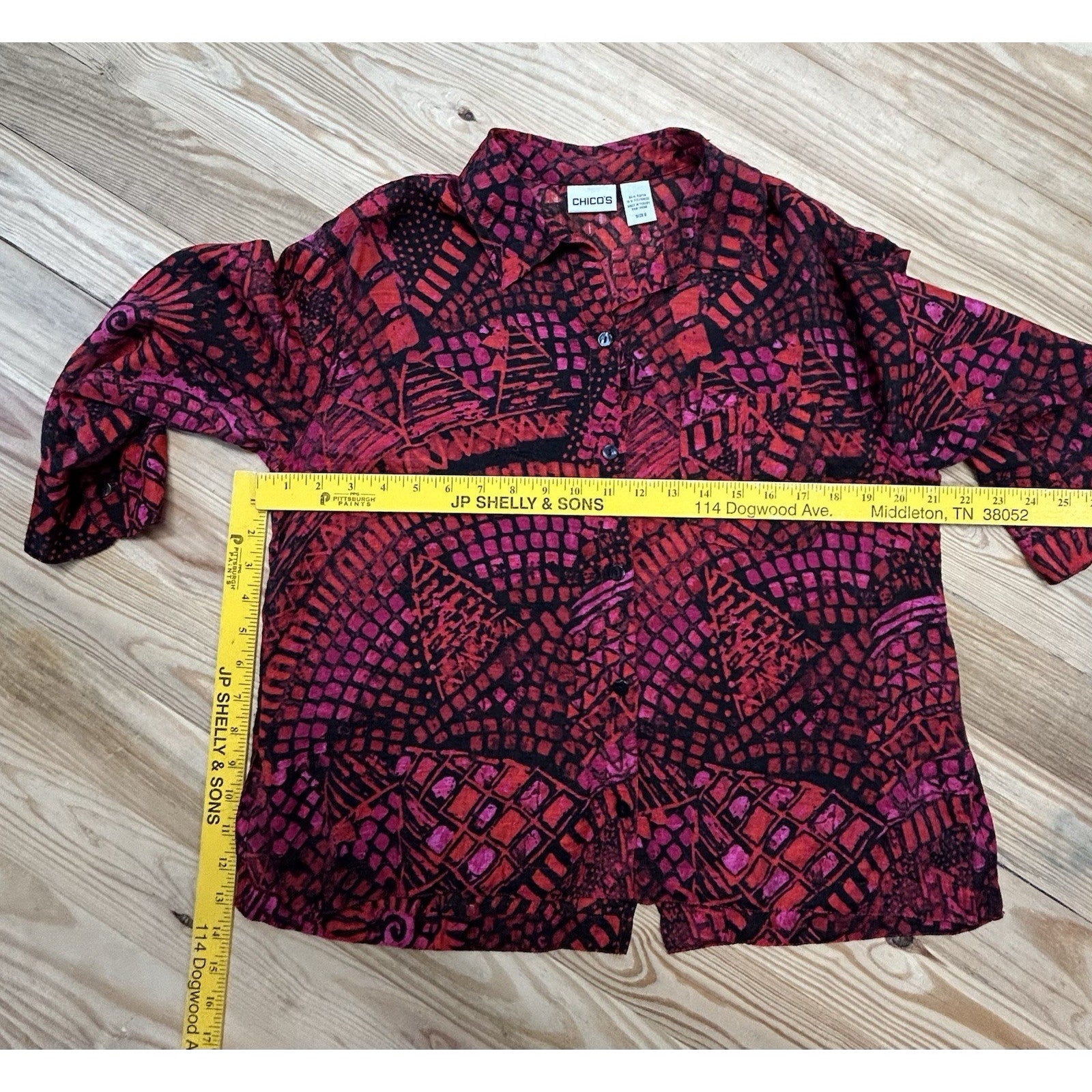 Chico's Mosaic Print Blouse Size 0 Sm. 42" Bust Rayon Blend Pocket 3/4 Sleeves.