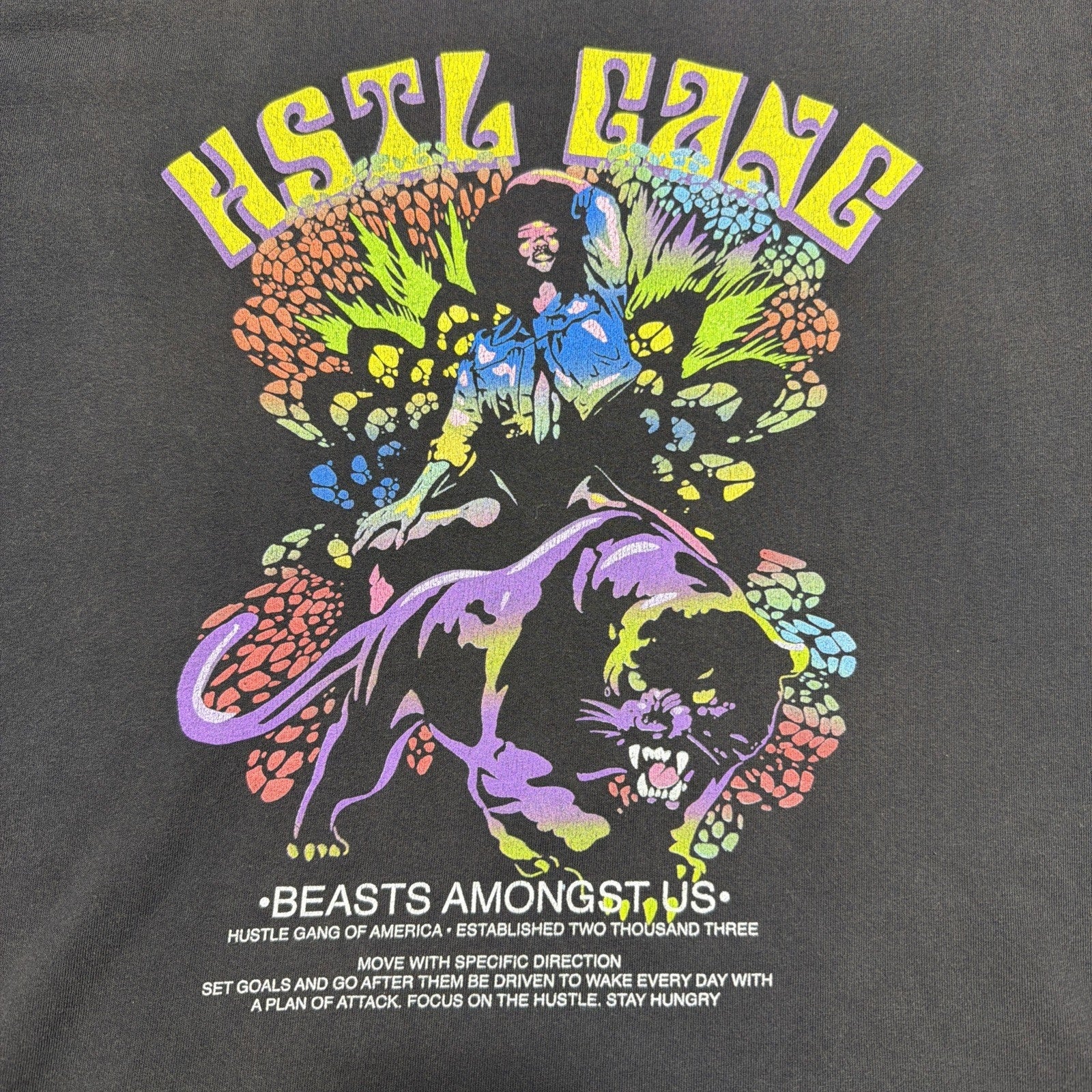 HUSTLE GANG BEATS AMONG US EST. 2003 HENDRIX GRAPHIC T-SHIRT FADED 2XL