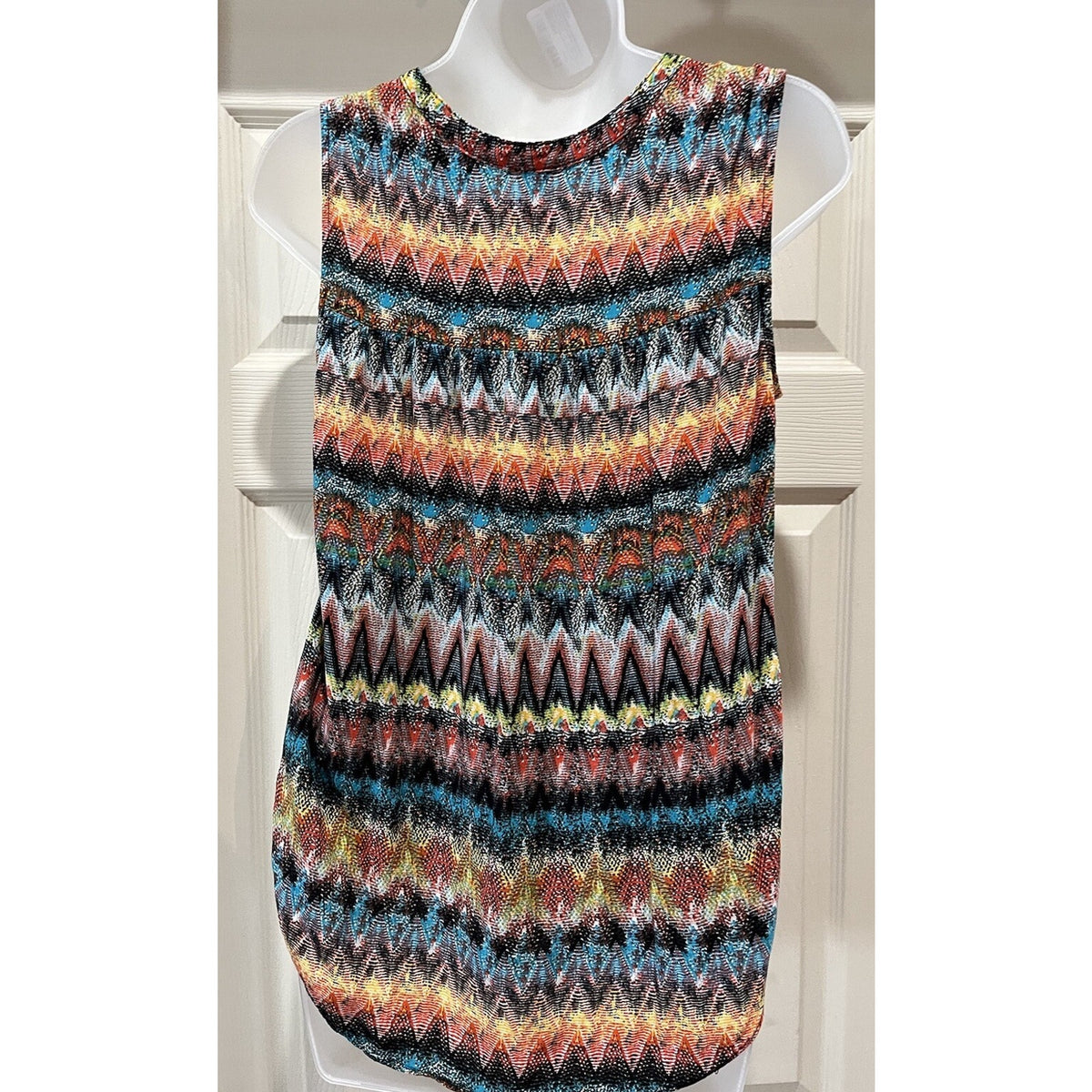 No boundaries women's Size L Multicolor Abstract print boho Chiffon blouse top