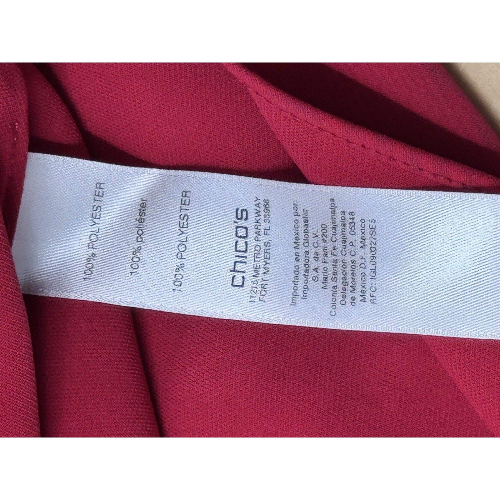 Chico's Red Accordion Pleated Bell Sleeve Blouse Women’s Size 3/ XL