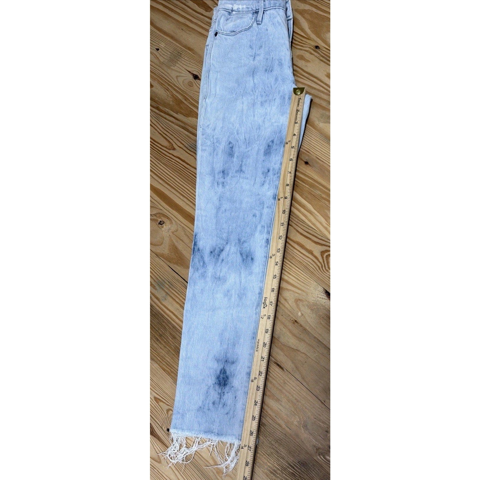 FRAME Le High Tie-Dye Straight-Leg Jeans in Cloud Size 25