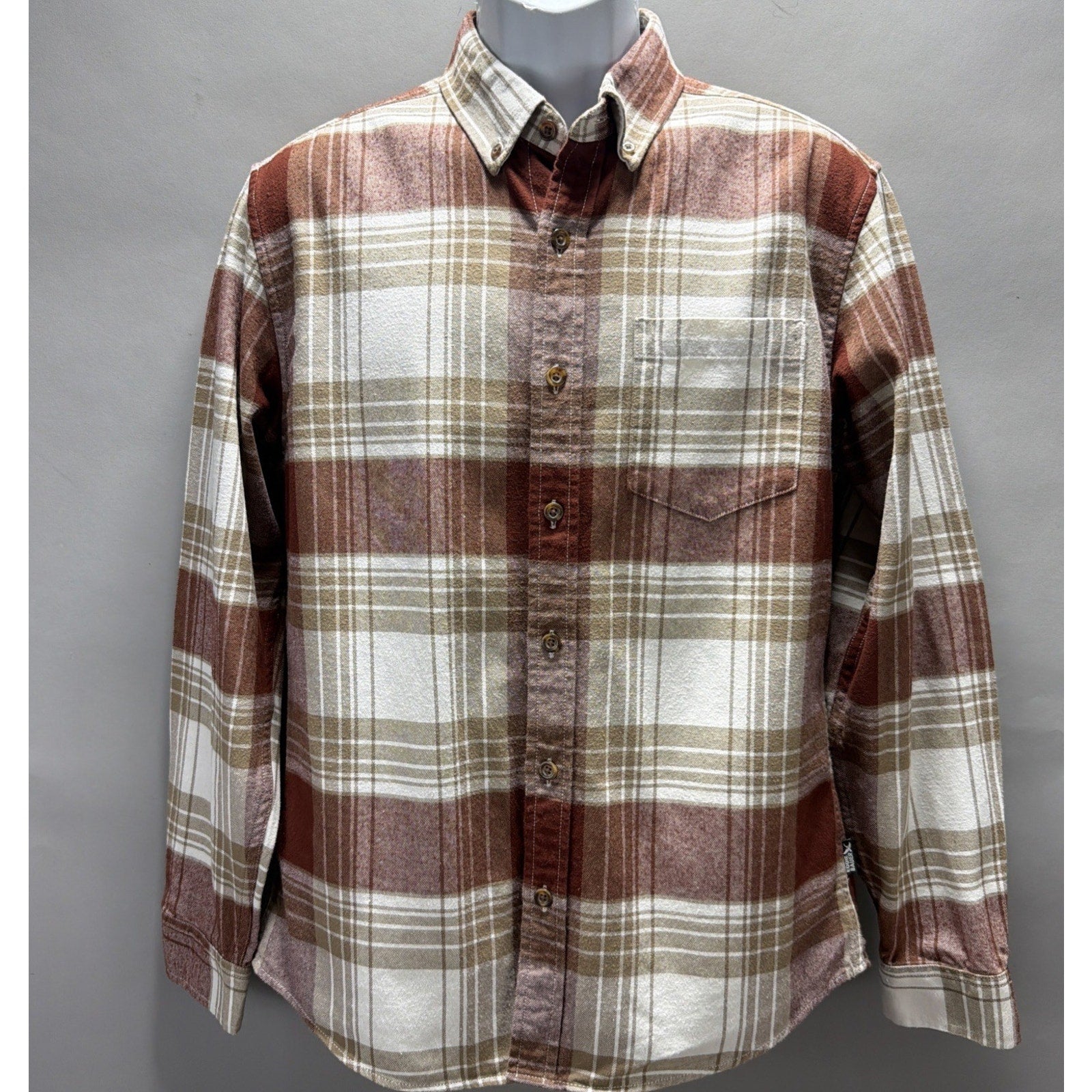 Eddie Bauer Men's Field Flannel Plaid Button-Down Shirt in Dusty Red Size M
