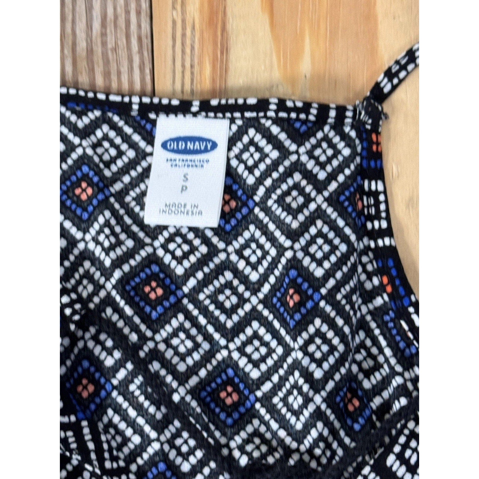 Old Navy Boho Shirt Black White Geometric Print Racerback Top Blouse Loose Small