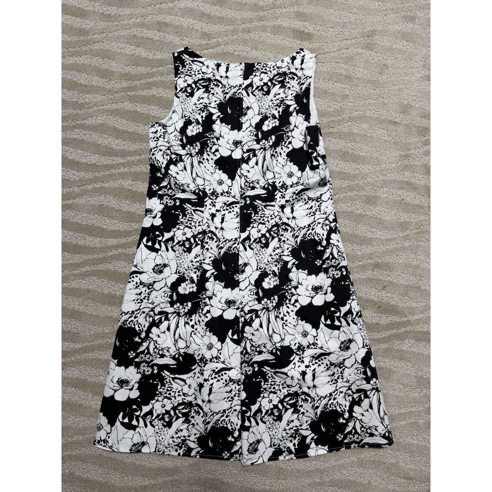 dBy Ltd Black White Floral Dress Womens 12 Sleeveless A-Line Stretch Lined