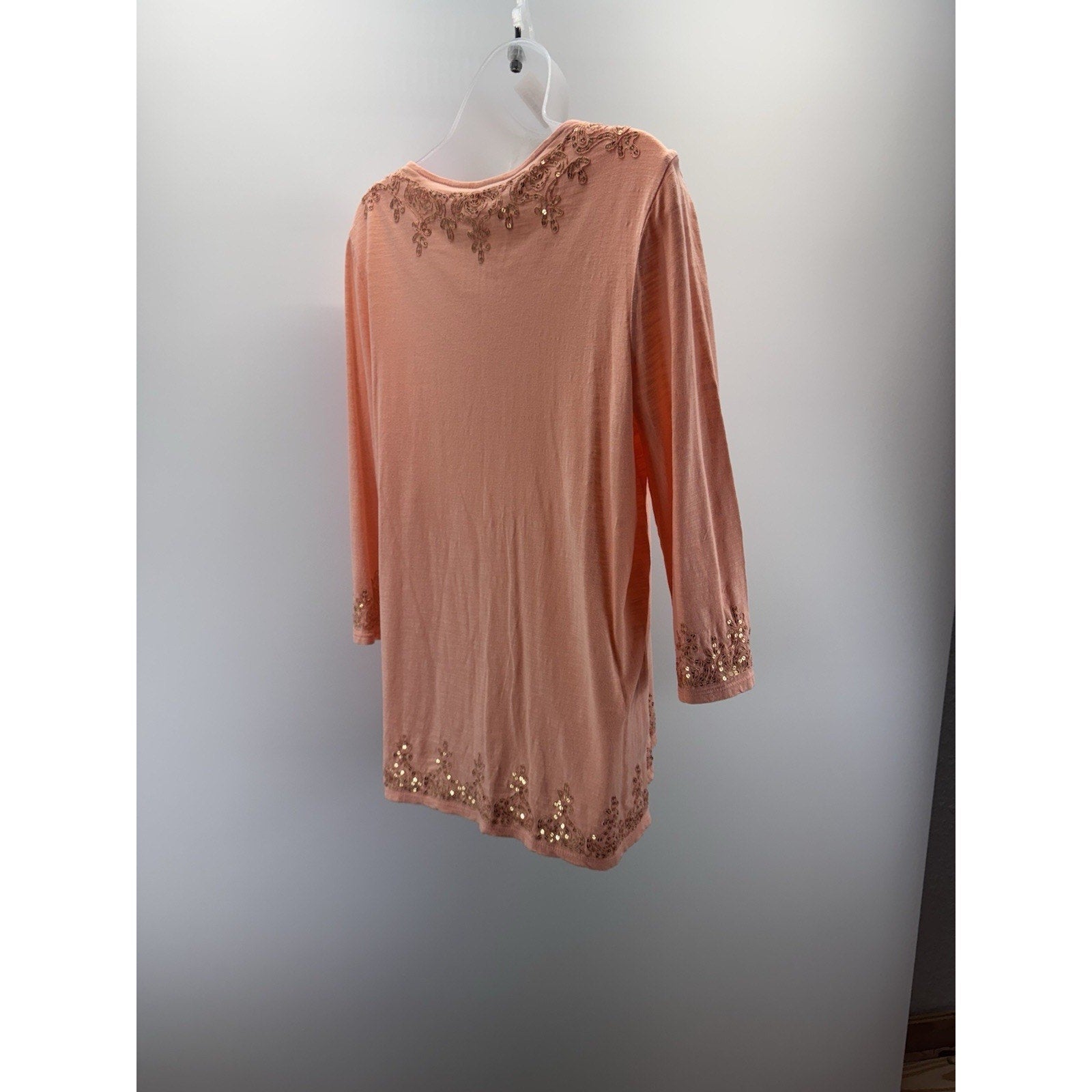 Chico’s Sequin Embellished Tunic Top Women’s Size 1/Medium Cotton Blend Knit
