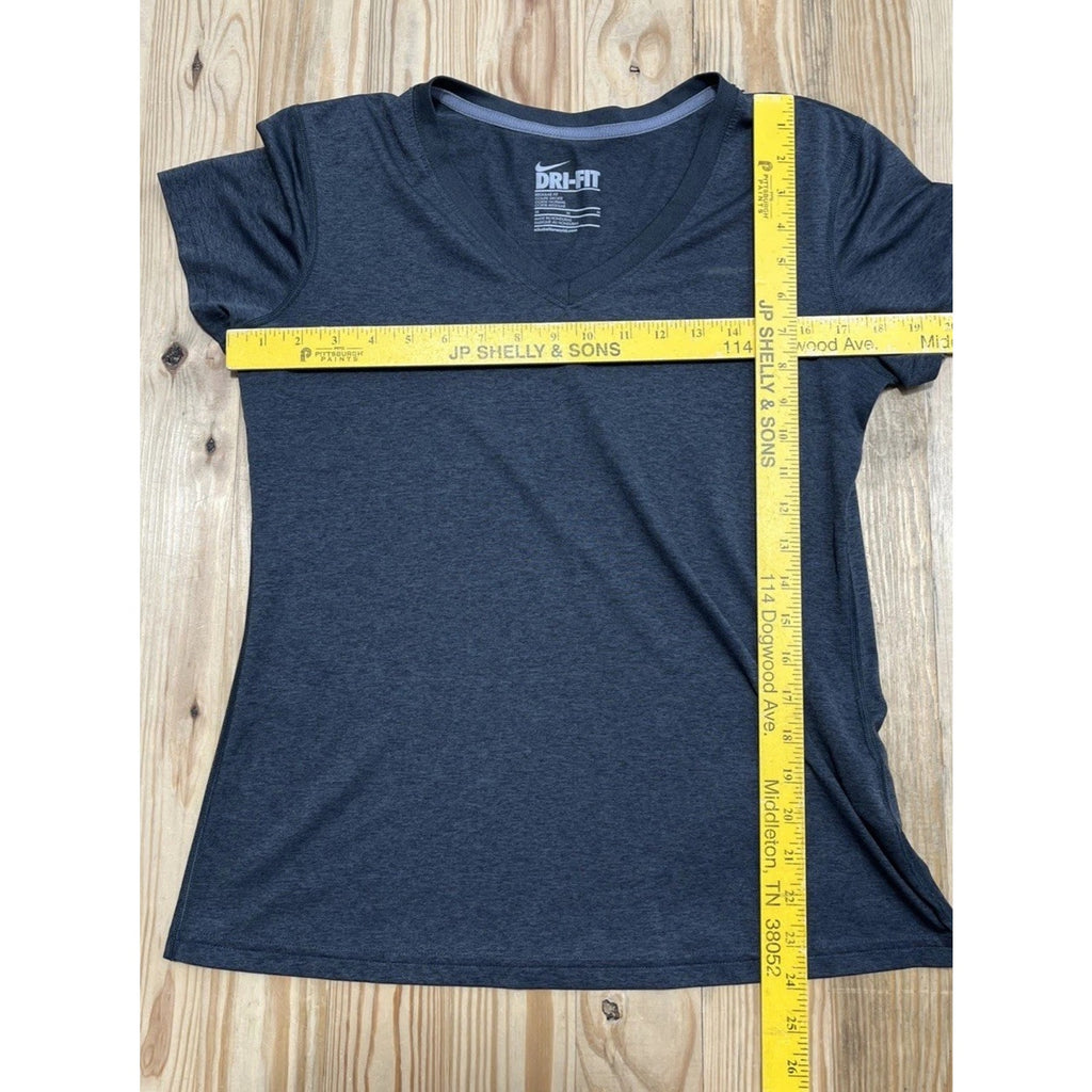 Nike Dri-FIT V-Neck T-Shirt / M/ Dark Grey / Short-Sleeve / Regular Fit