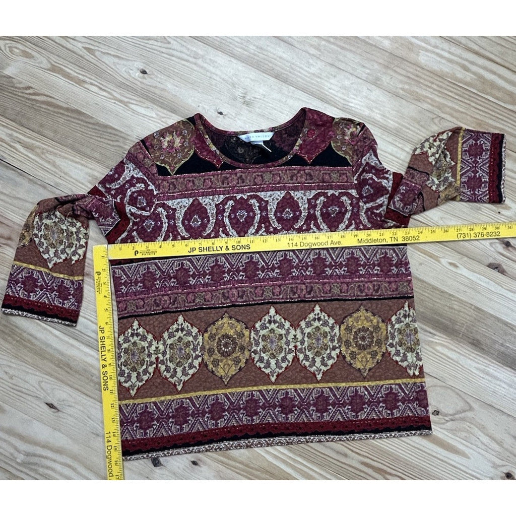 Napa Valley Womens Size XL Blk/Red Floral V-neck Stretch Top.