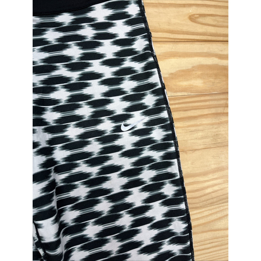 NIKE Run Fast Live Fearless Running Dri-Fit Black/White Leggings Size M 28”