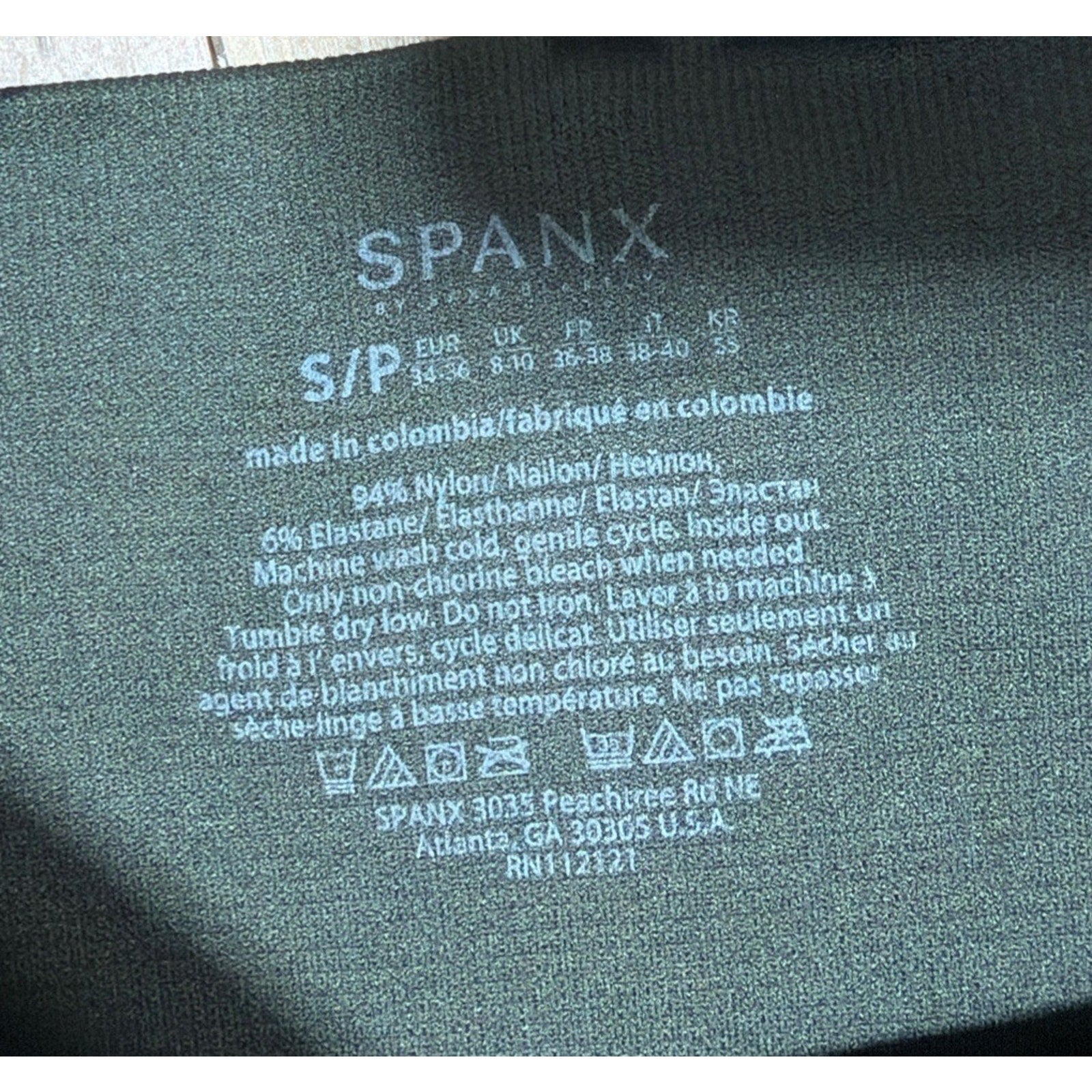 Spanx Look At Me Now Seamless Leggings Green Camo Camouflage Womens Sz S