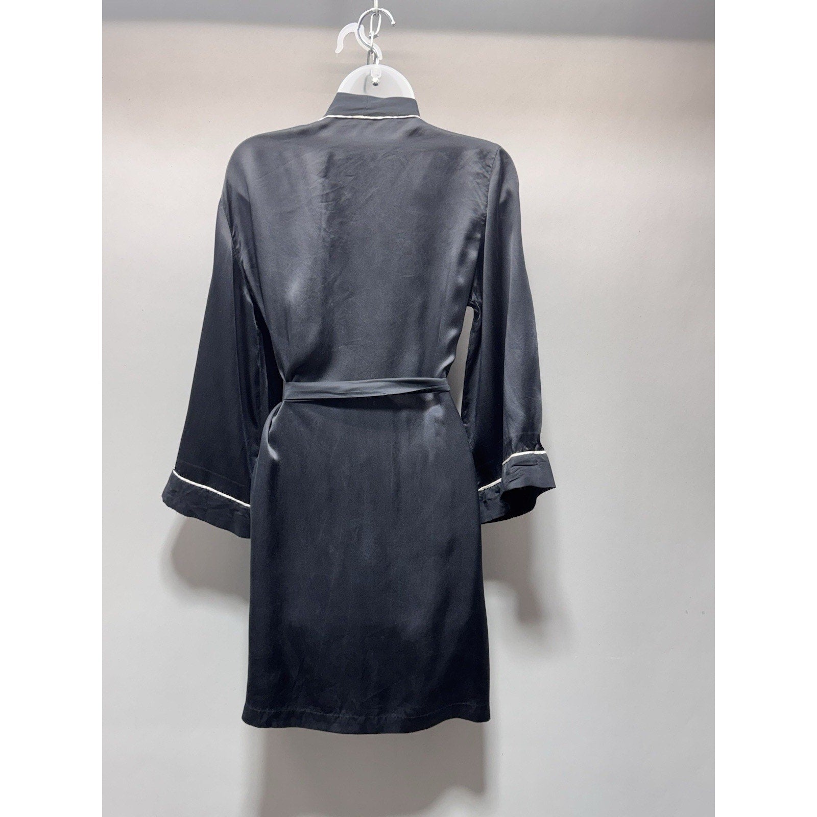 August Silk Intimates Black Silk Wrap Robe White Piping Women’s Size M Kimono