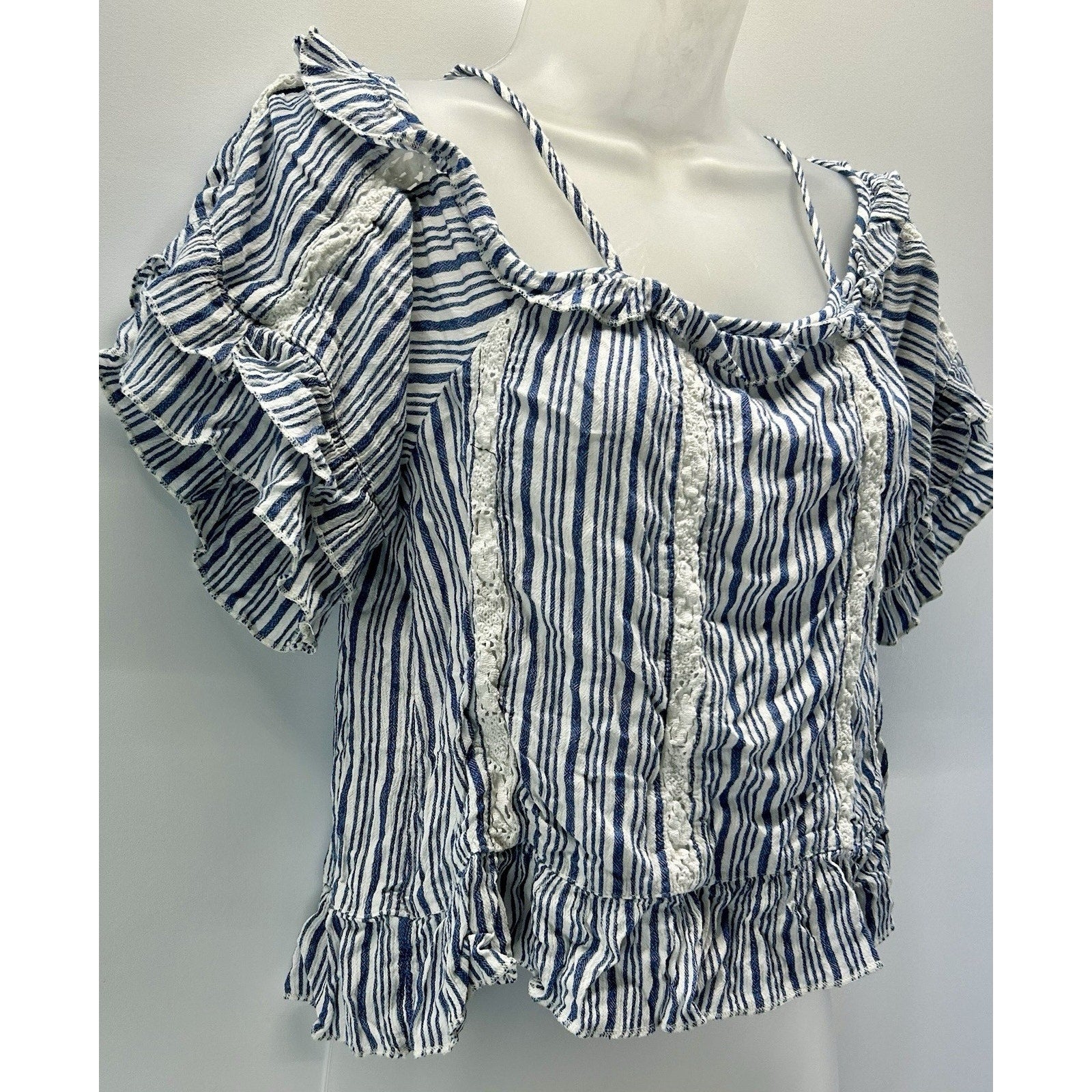 American Eagle Smocked Crop Top Womens Size XS Short Sleeve BLUE White Bohemian.