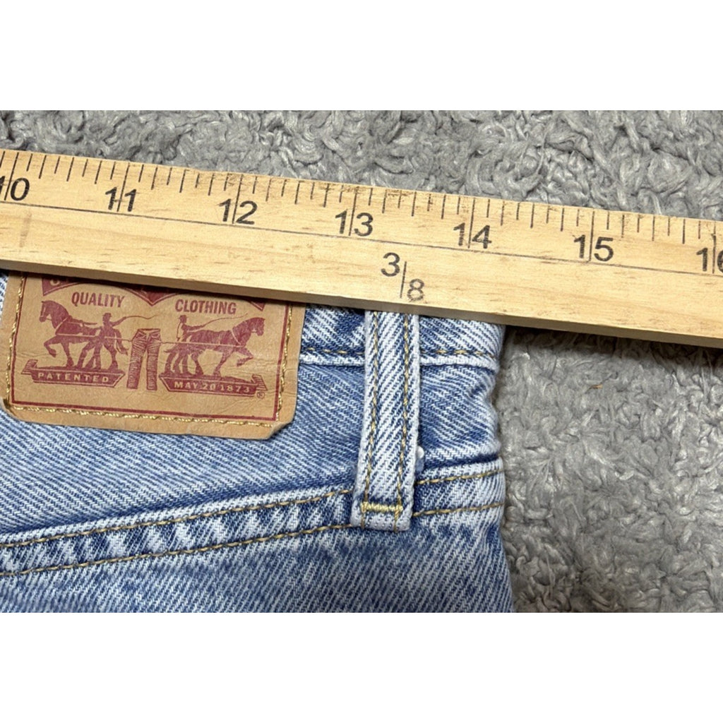 Levi’s Ribcage Straight Ankle 28 High Rise Distressed Light Wash Button Fly