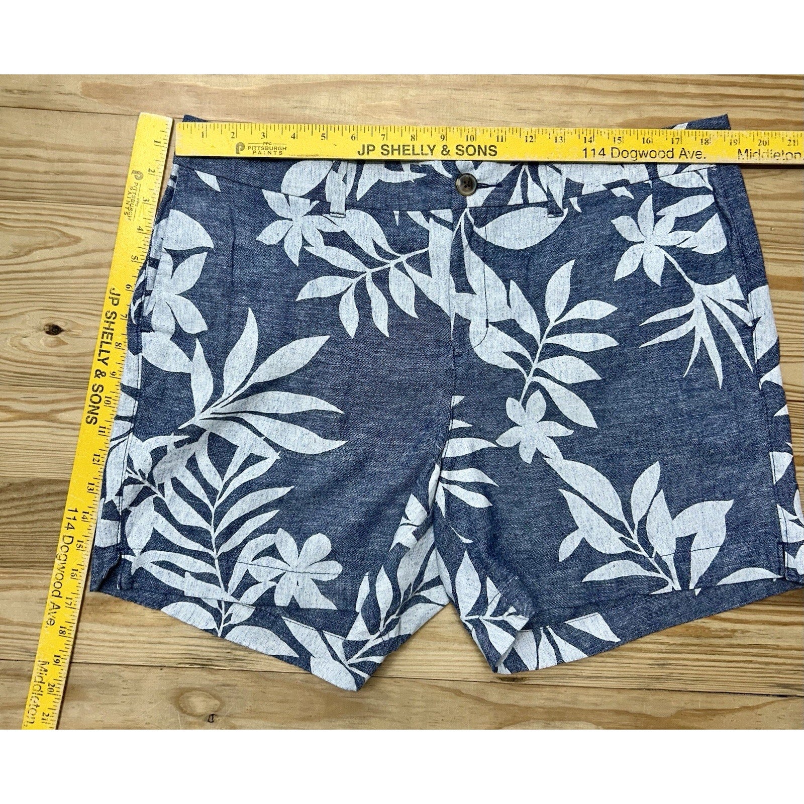 Old Navy Everyday Short Linen Blend Multicolor Floral Size 14 Beach Resort.