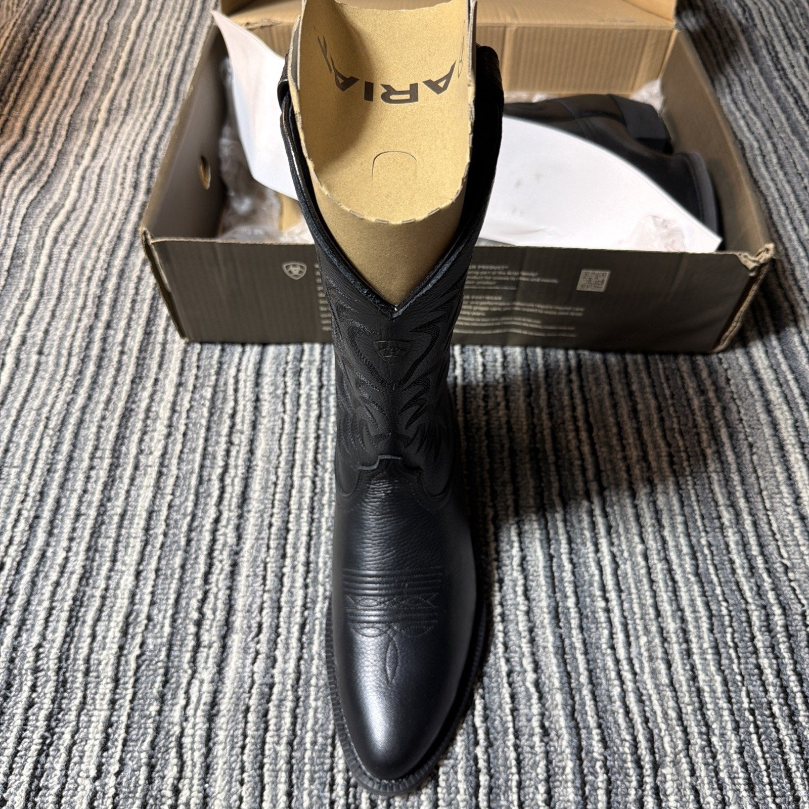 ARIAT Heritage Western R-Toe Black Deertan Leather Boots 10002218 Mens 9D