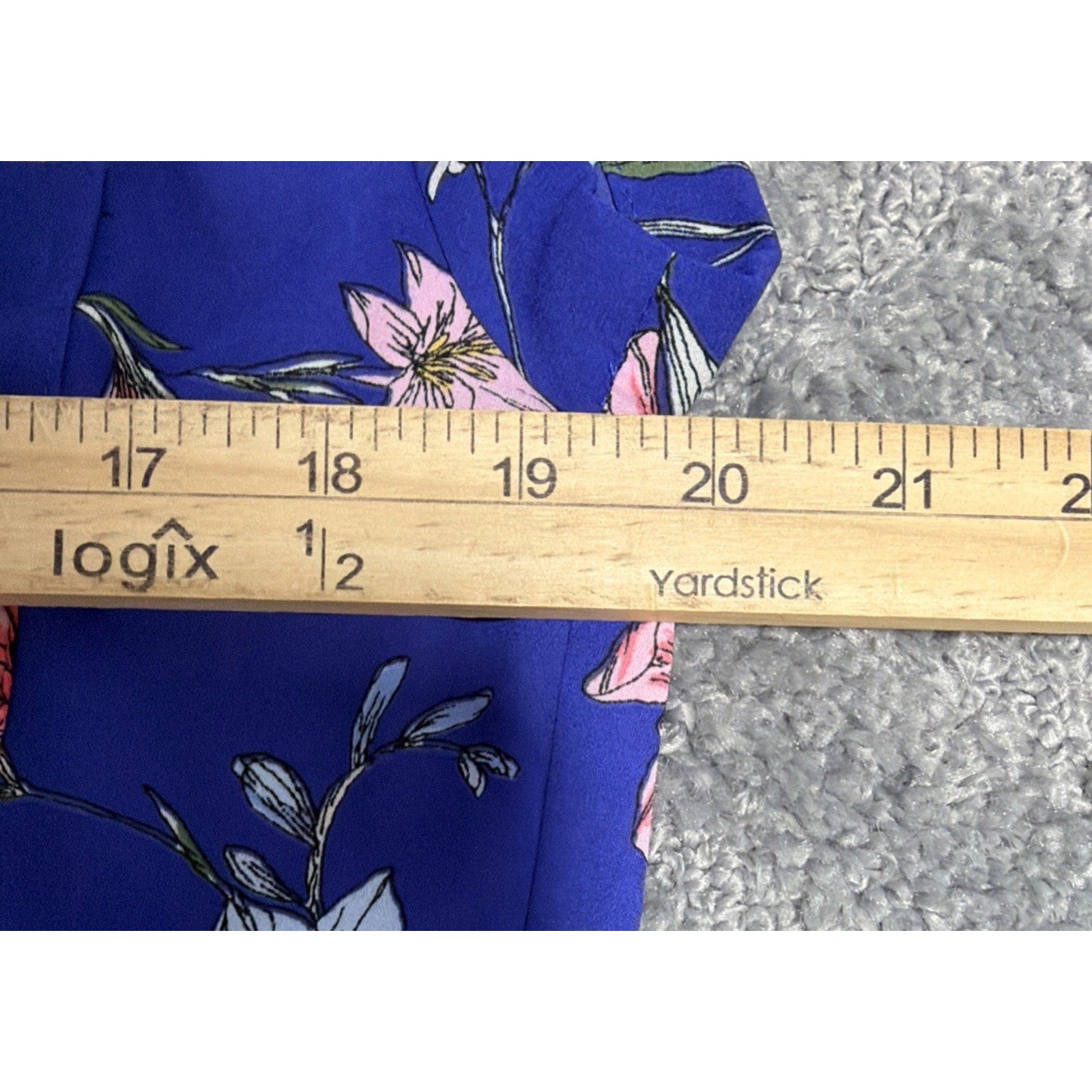 Express Women's Blue Floral Zip Front Blouse Size M Medium Spring Summer Top