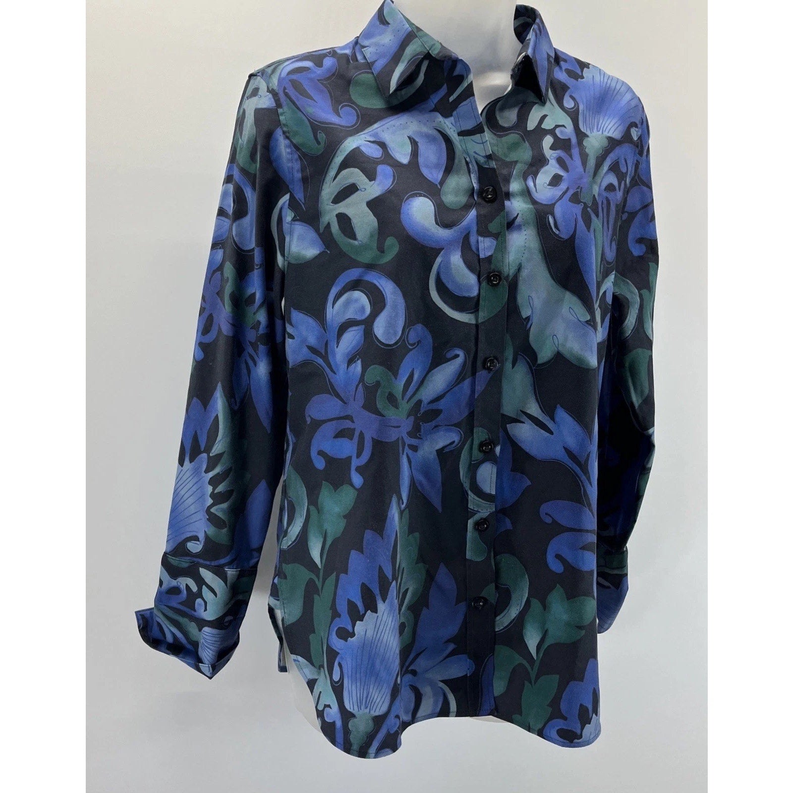 Chico's No Iron Top Women’s Long Sleeve Button Up Black Floral Paisley Size 0 S