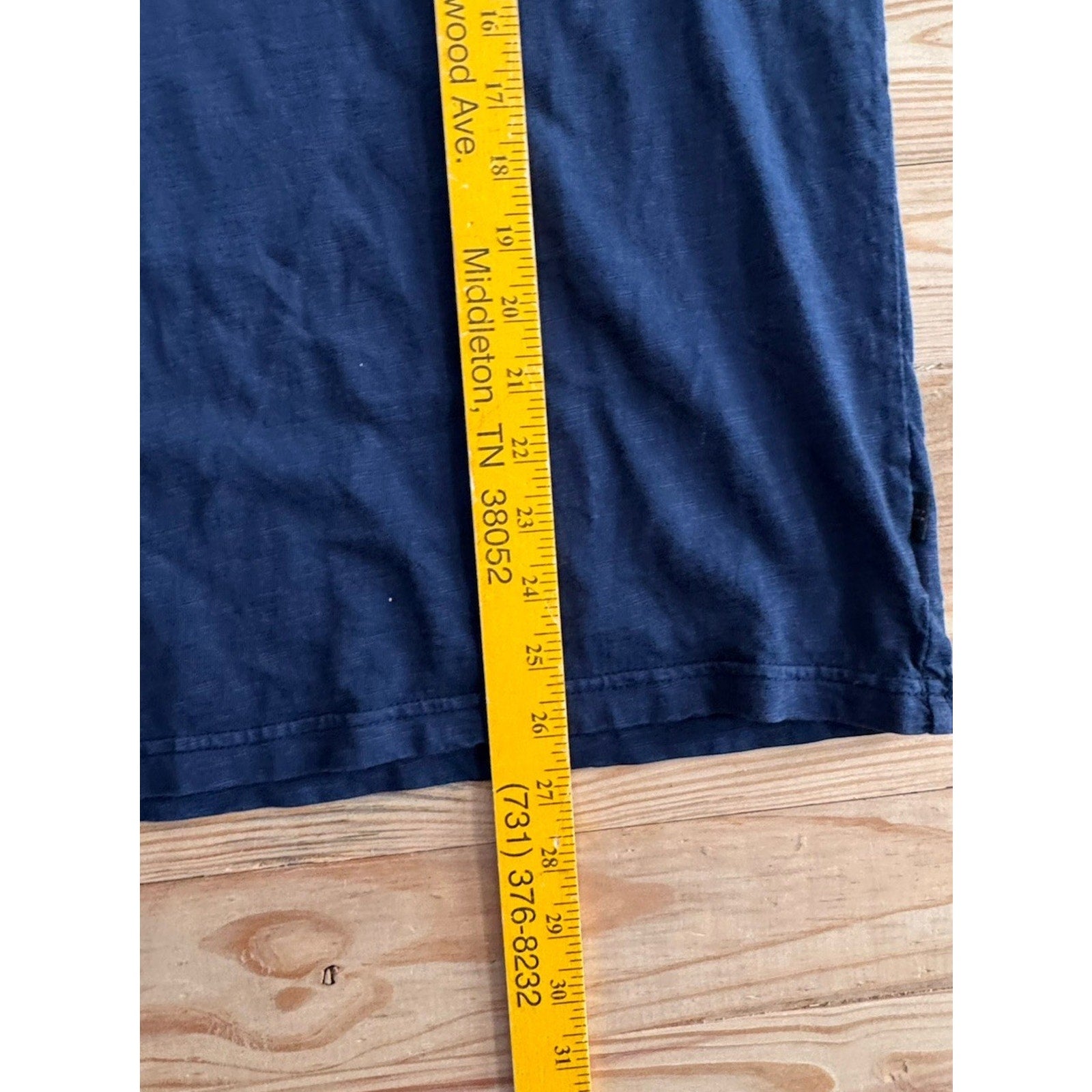 AMERICAN EAGLE AE MEN'S ATHLETIC FIT T-SHIRT NAVY BLUE SMALL