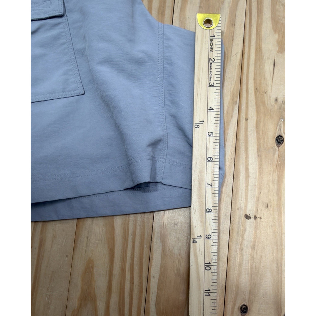 The North Face Womens Grey Cargo Outdoor Button Shorts! Size Large