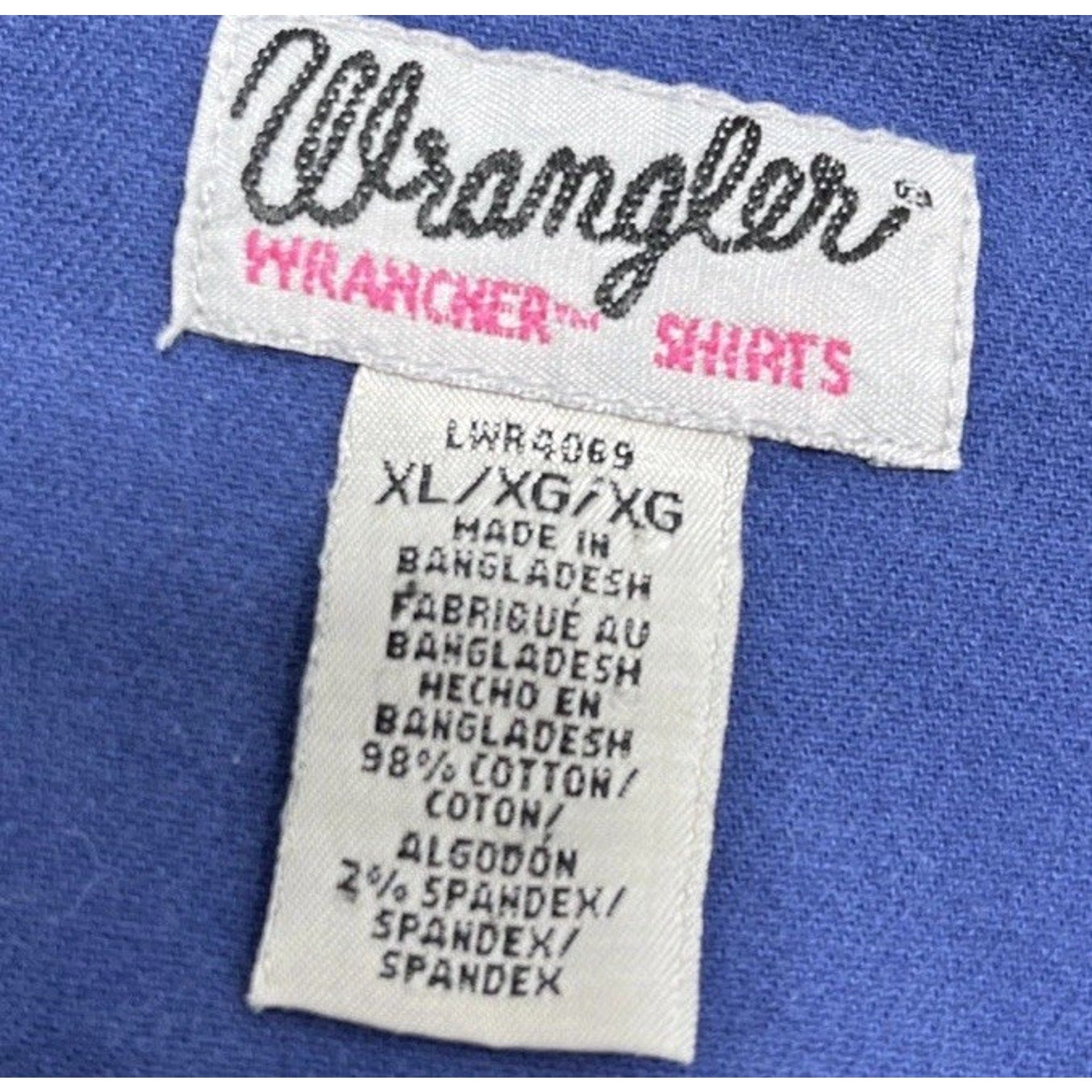 Vtg Wrangler Wrancher Blue Distressed Denim Chambray Pearl Snap Women XL Flaw