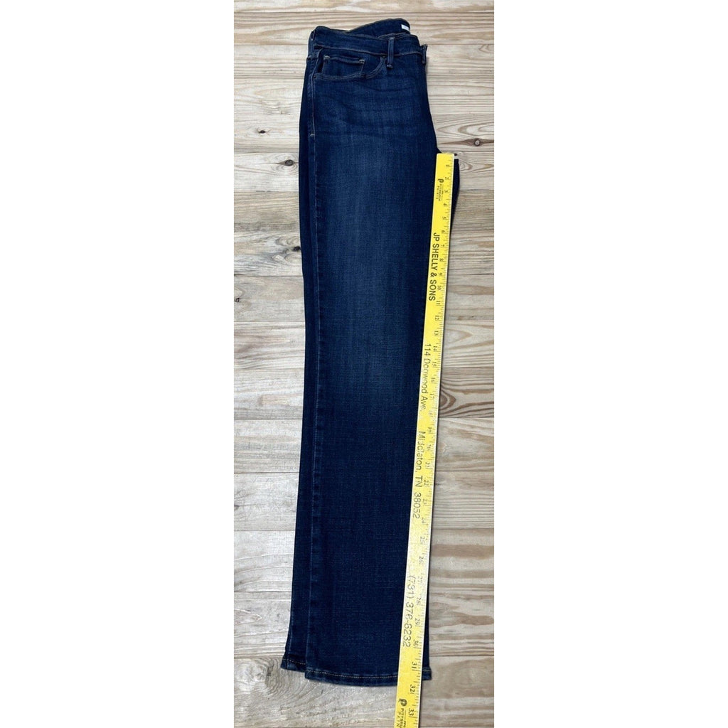 levis classic mid rise skinny jeans womens Size 30 Dark wash blue denim stretch
