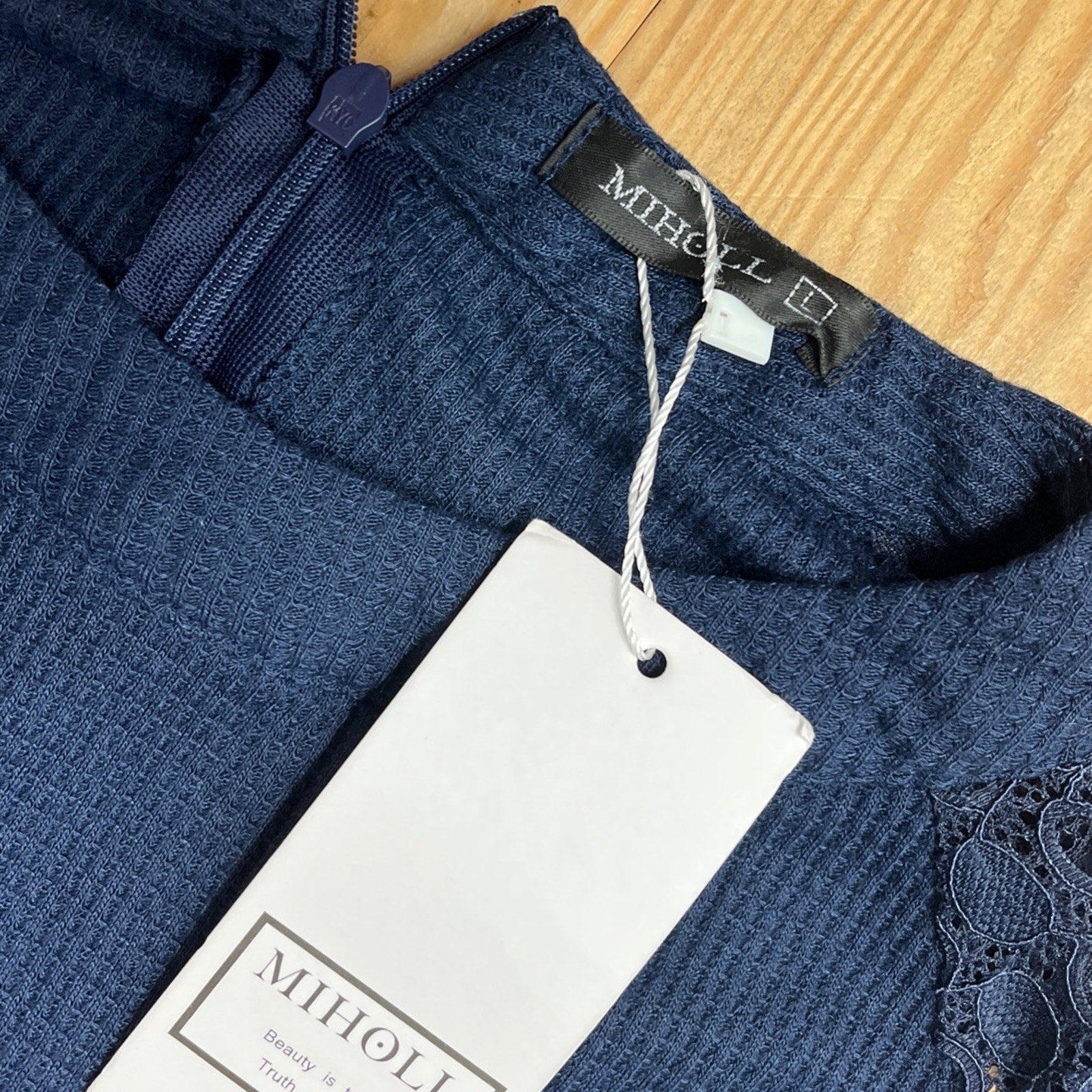 NWT Miholl Women's Waffle Knit Lace Sleeve Navy Zip Blue Knit Top Sz: L