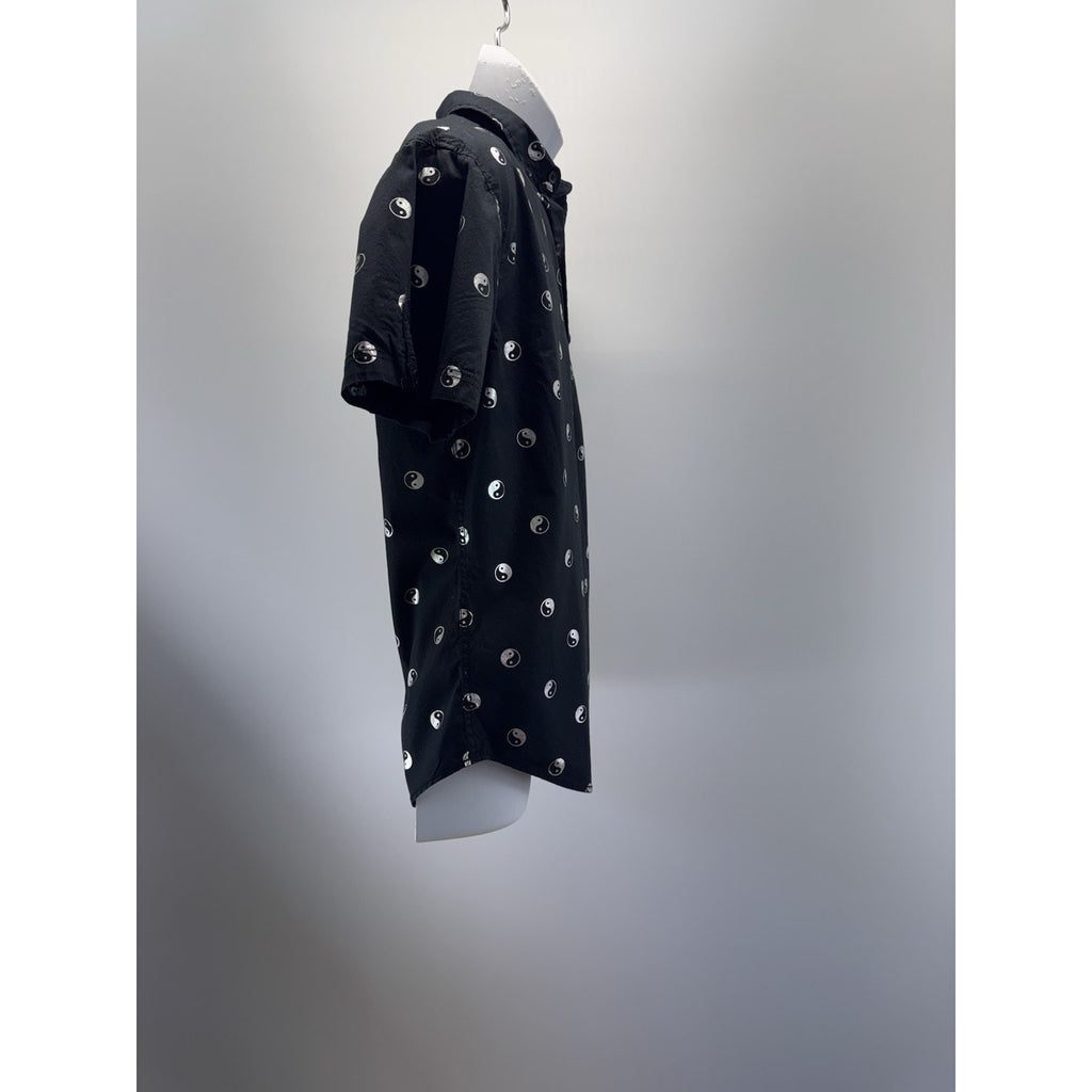 Drill Clothing Company Button Up Ying Yang Shirt Men’s Size Large Black