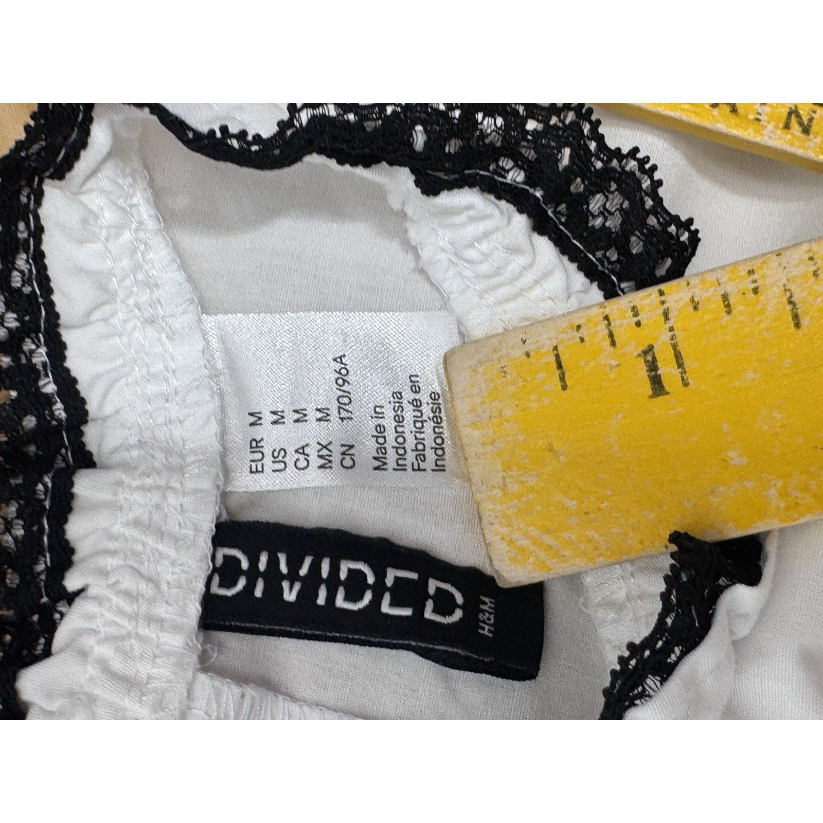 Divided H&M PUFF-SLEEVED PEPLUM Cropped Blouse Women’s Size Medium NWOT