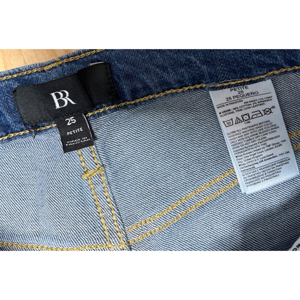 NWT Banana Republic High Rise Relaxed Flare Jeans, Women’s Stretch Size 25 P