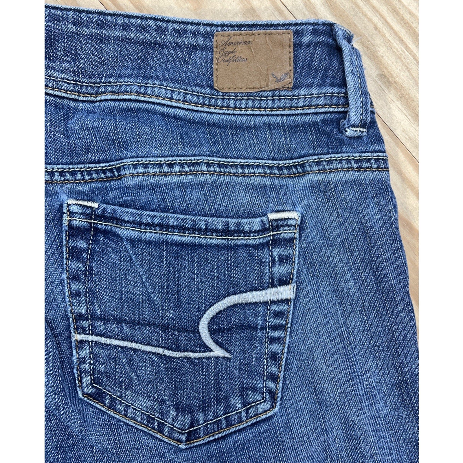 American Eagle Original Boot Jeans Womens Sz 4 Blue Denim Stretch