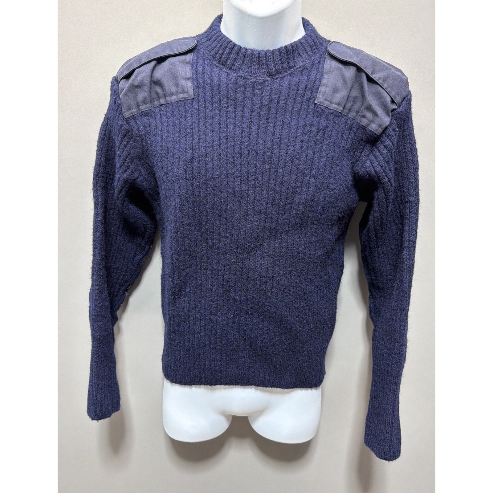 The Marine Shop Size 44 S USMC 100% Pure New Wool Sweater Made In England Blue
