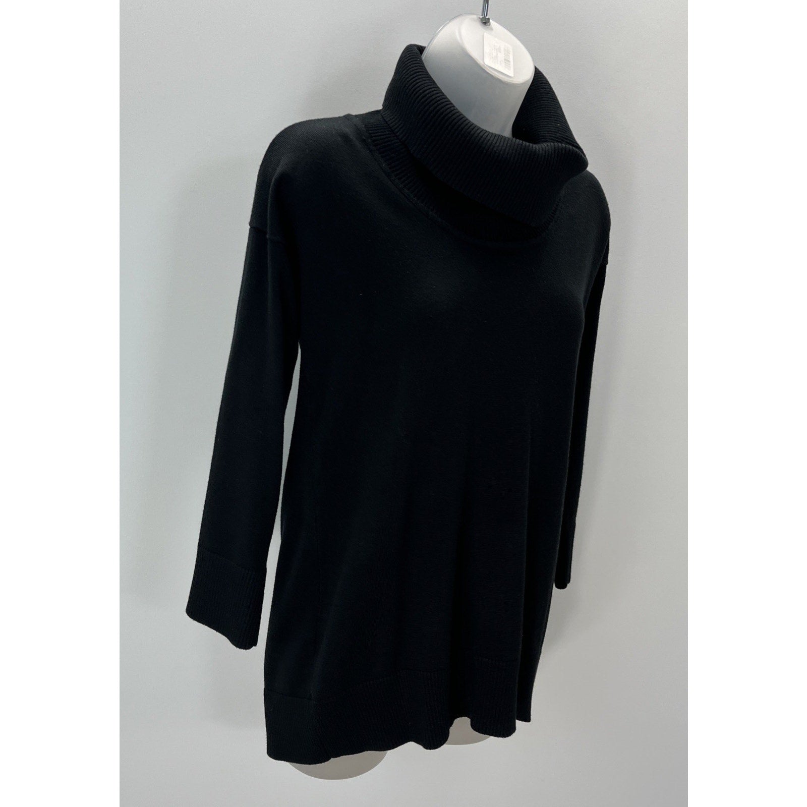 Cable & Gauge women's Size M Black cowl neck sweater