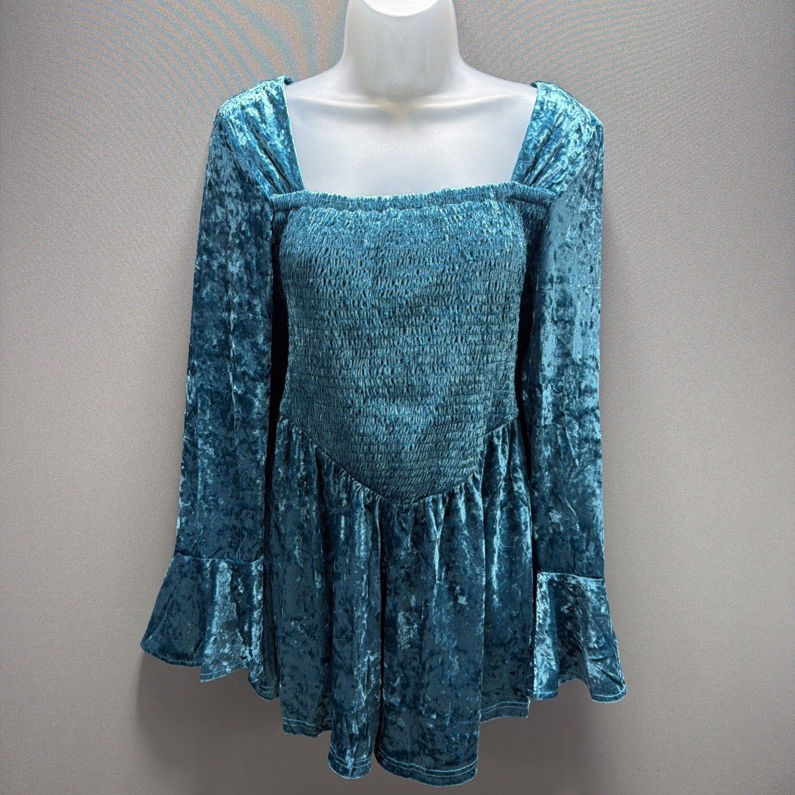 New! Kori America Romper Turquoise Velvet Bell Sleeve Mermaidcore Sz M Stretch