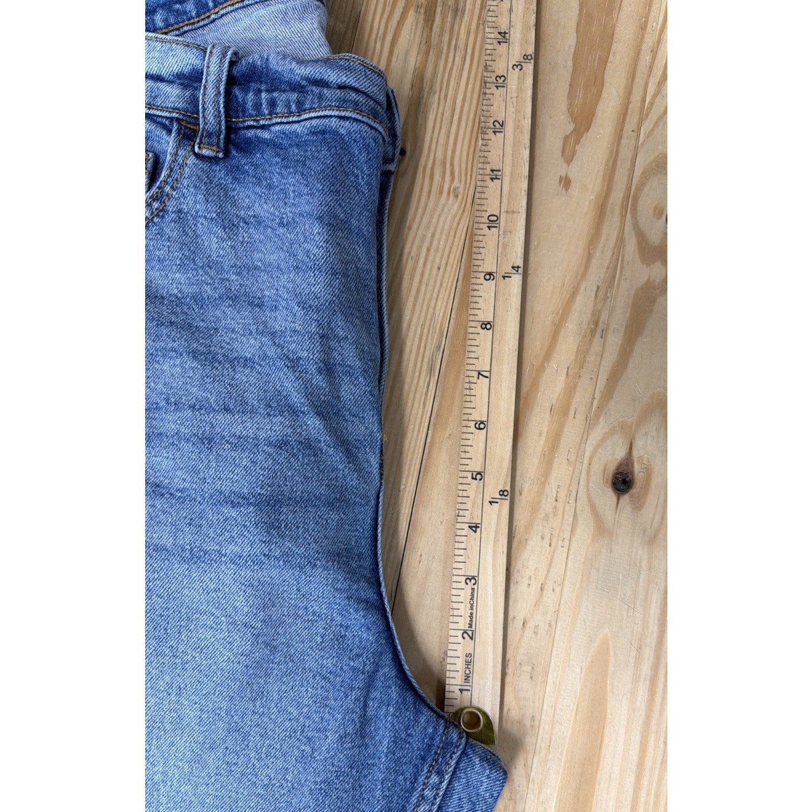 Ms. Cello High Rise Mom Jeans Med Wash 5 Pocket Size 1X 34x29