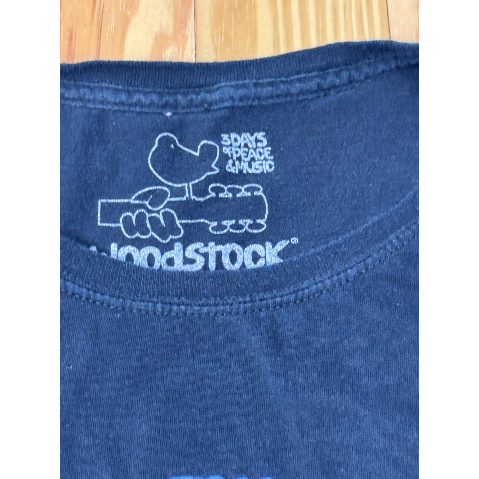 Men's WoodStock 1969- 3 Days of Piece & Music Navy Short Sleeve T-Shirt X-Large