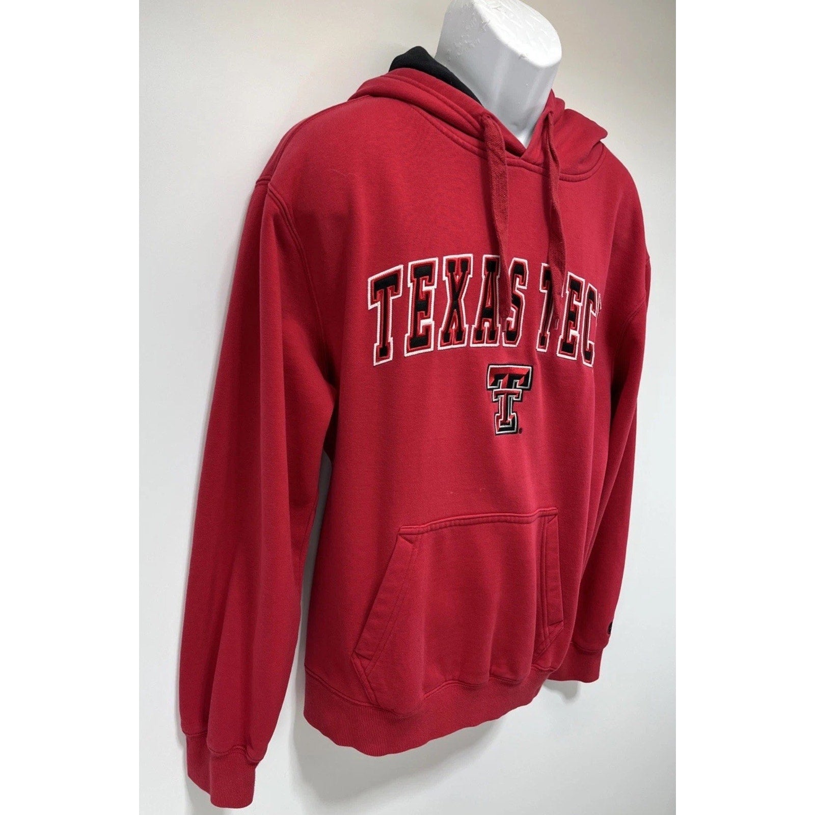 Men's Colosseum Texas Tech Red Raiders Red Pullover Hoodie Size Large