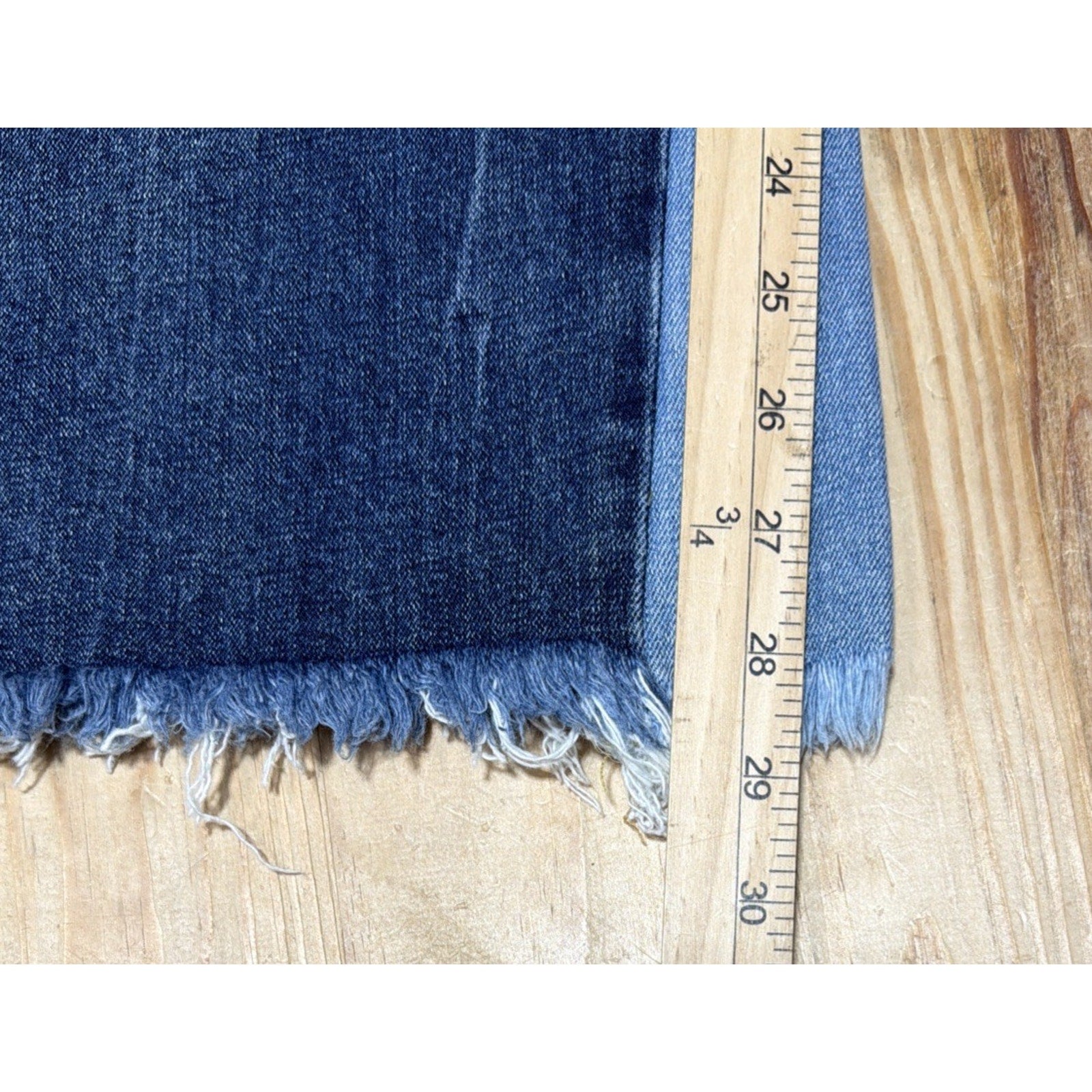 Anthropologie Jeans 27 Womens Pilcro Two Toned Crop Flare Leg Measure 31x28